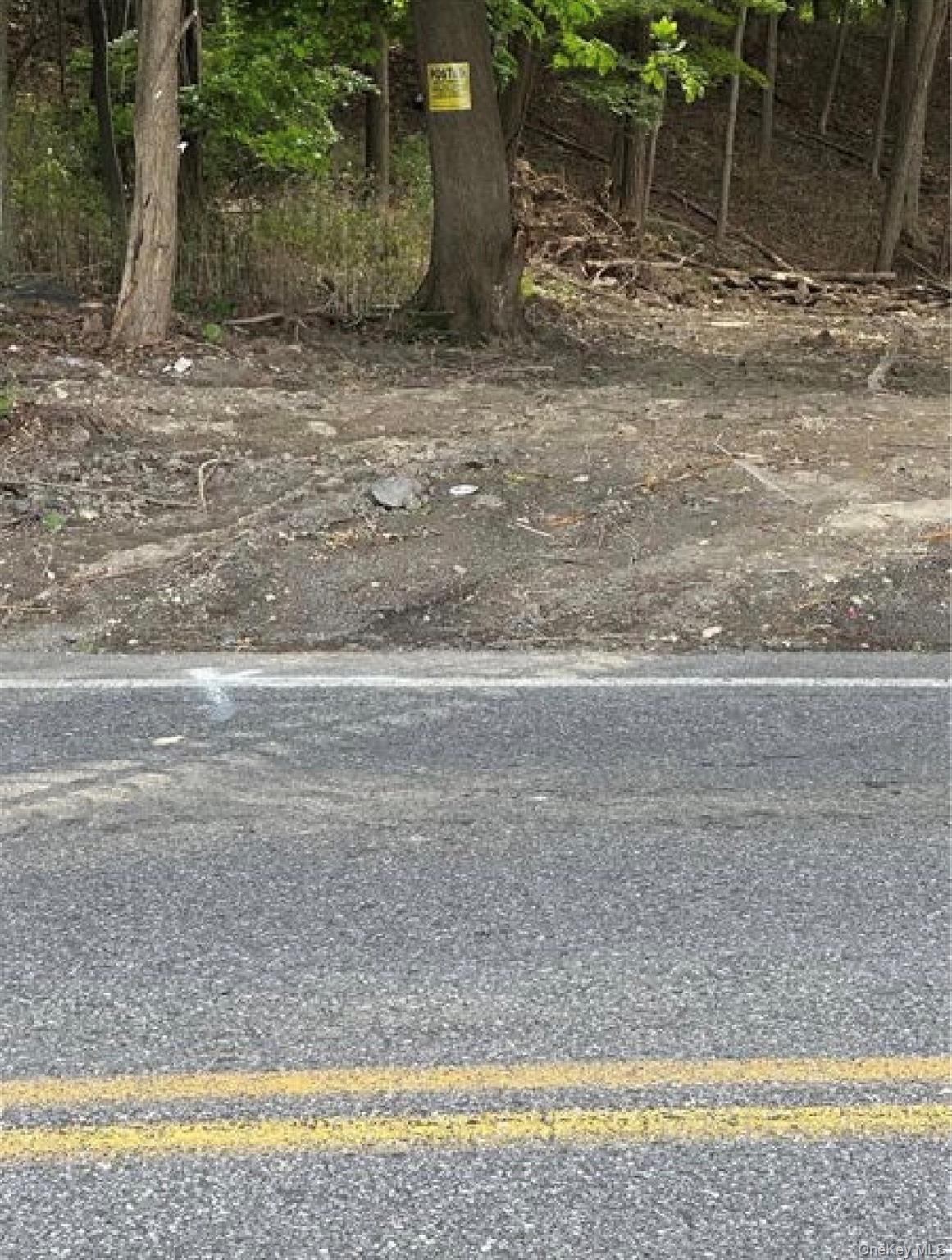 21-23 Salt Point Turnpike Property Photo 12