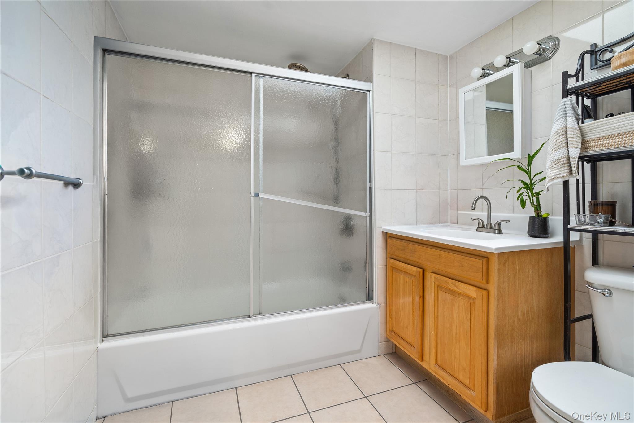 33-32 89th Street Property Photo 7
