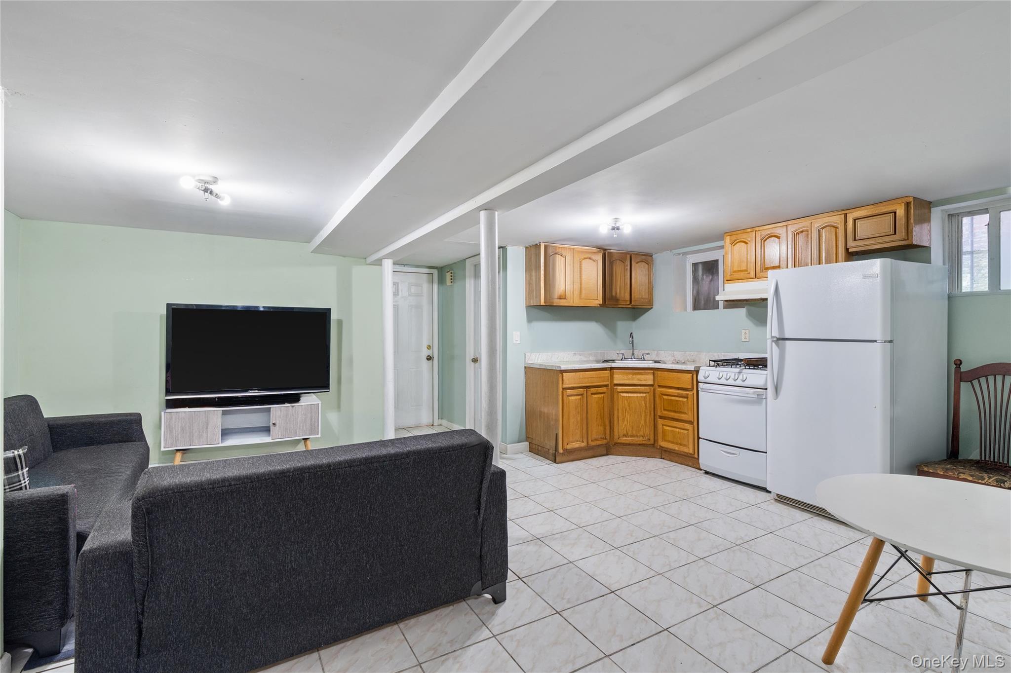 33-32 89th Street Property Photo 20