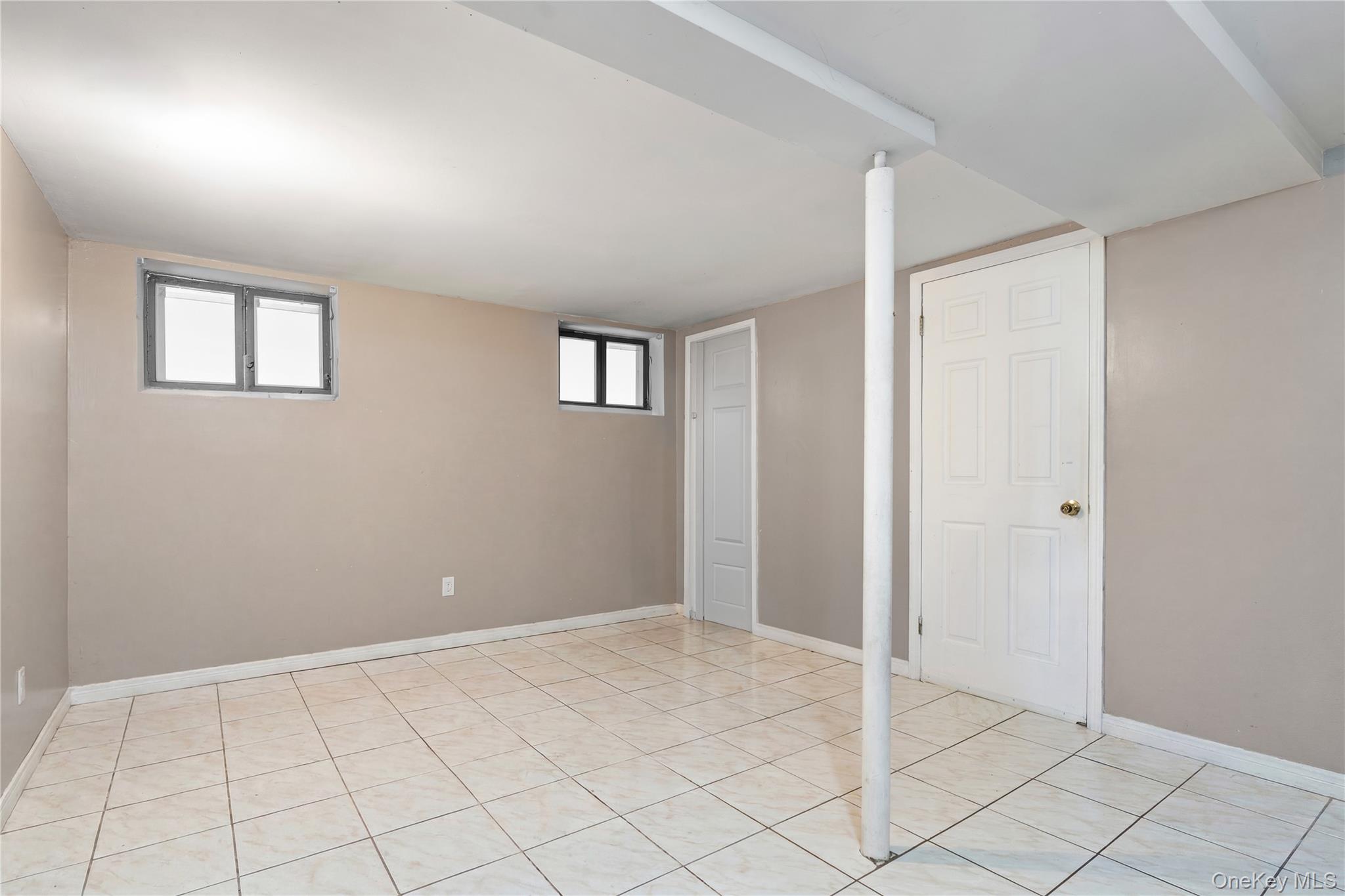 33-32 89th Street Property Photo 21