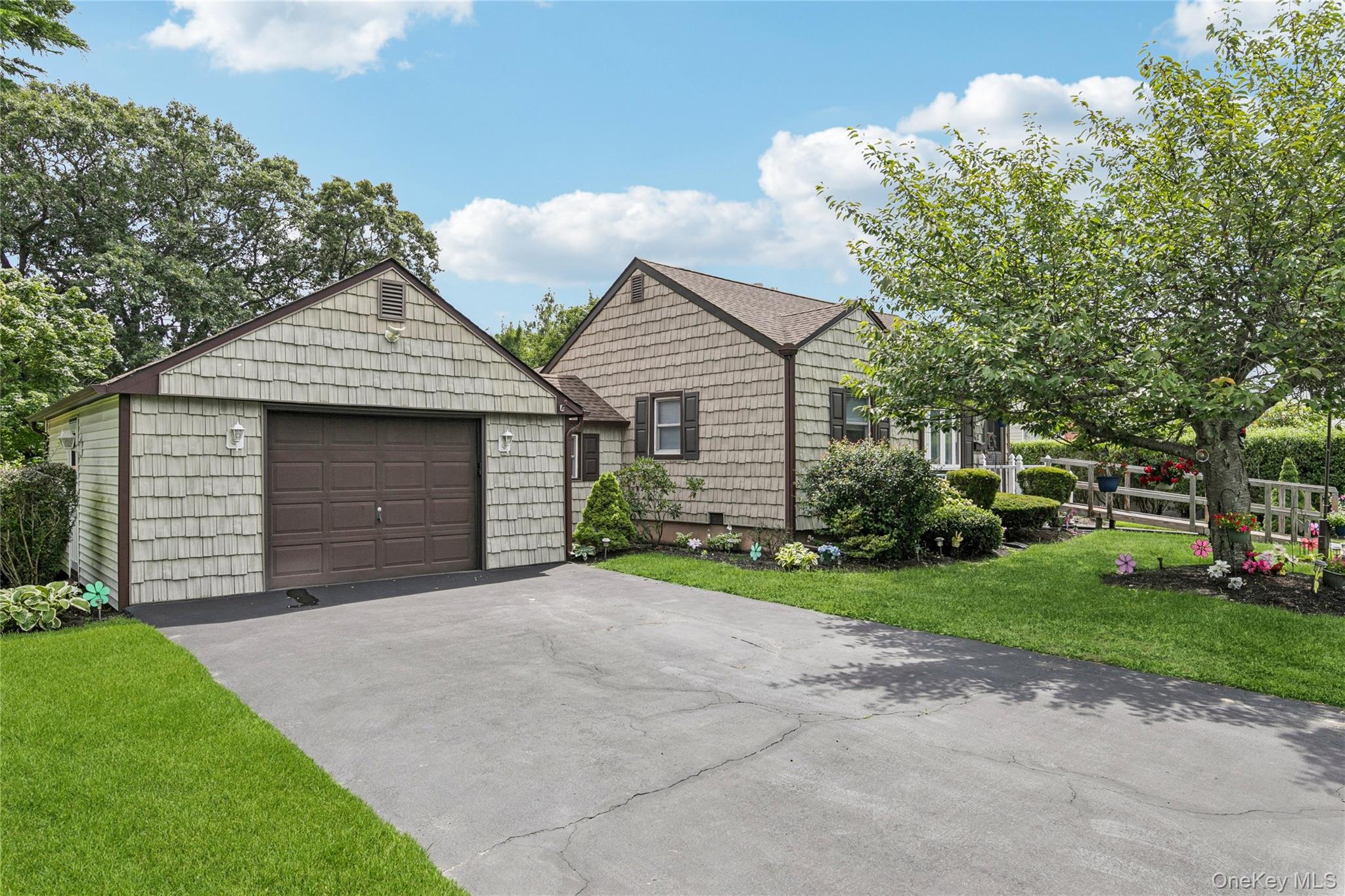 62 Sharp Street Property Photo 1