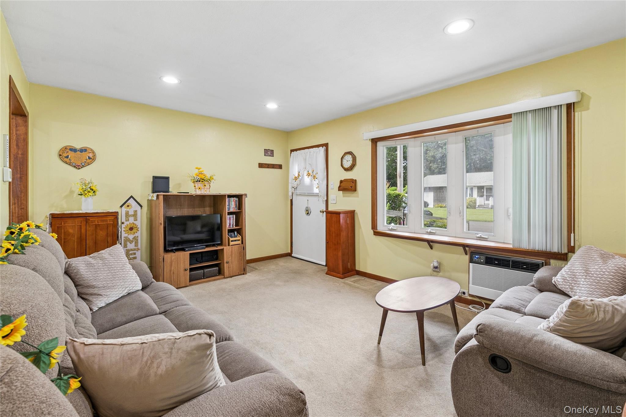 62 Sharp Street Property Photo 3