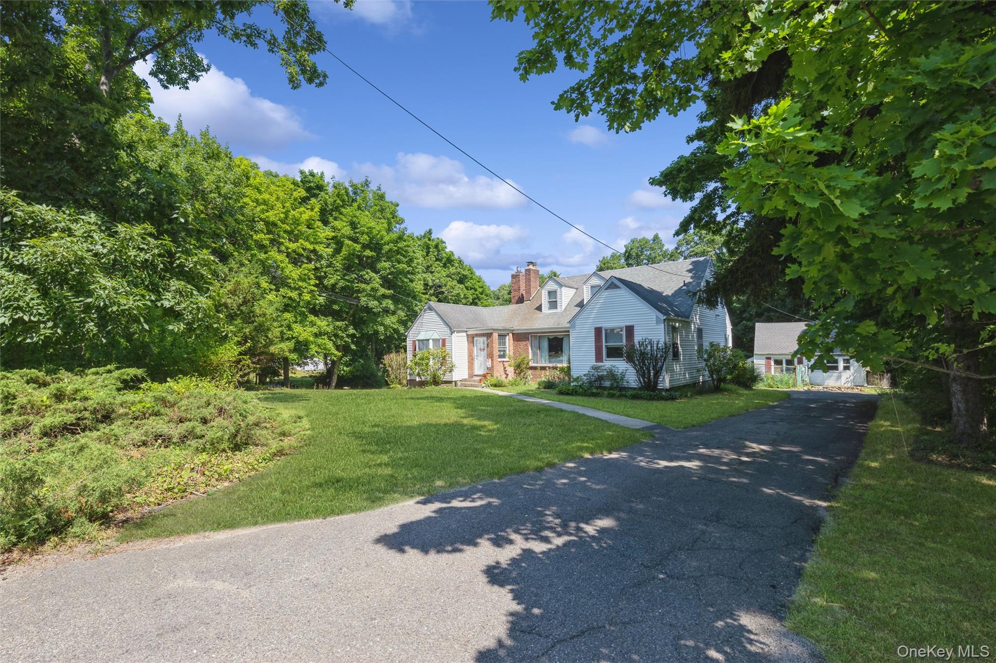 199 N Country Road Property Photo 42