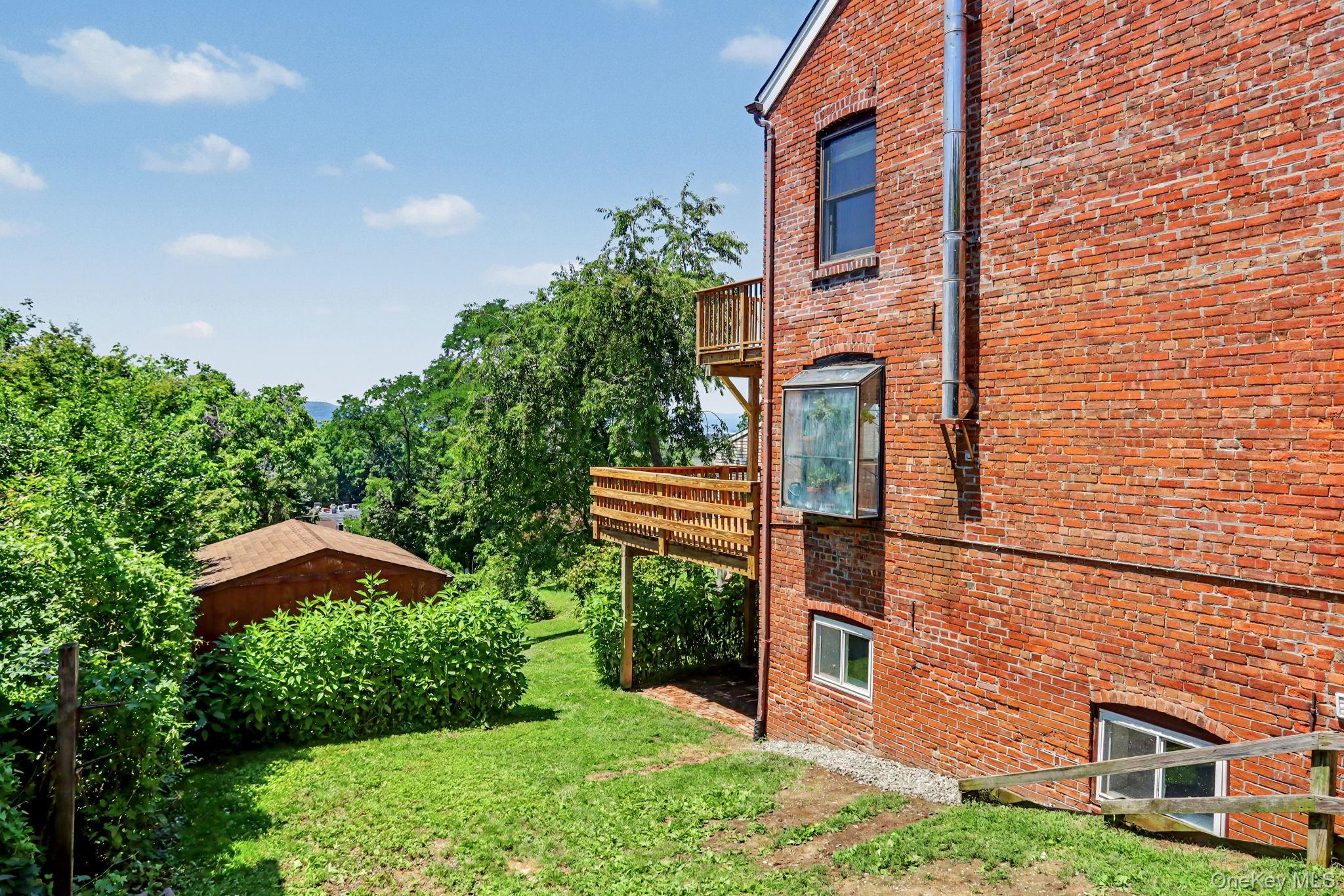33 Cedar Lane Property Photo 2