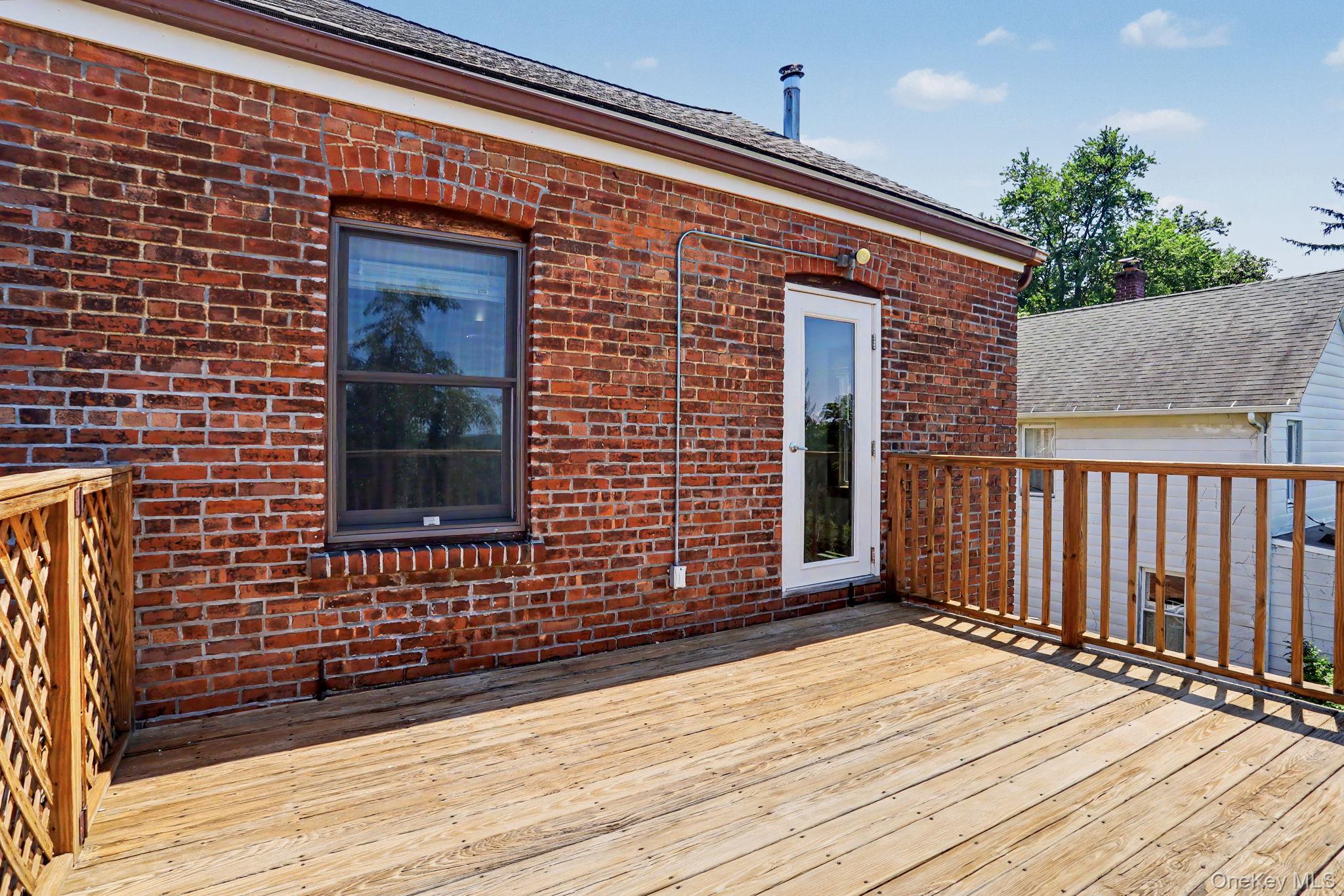 33 Cedar Lane Property Photo 14