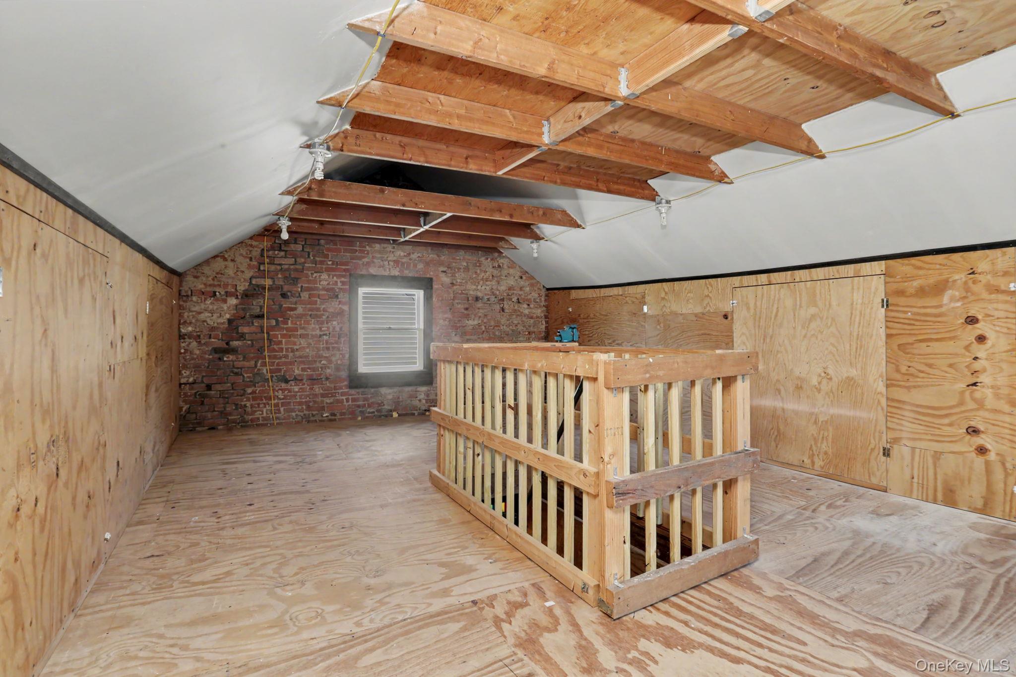33 Cedar Lane Property Photo 18