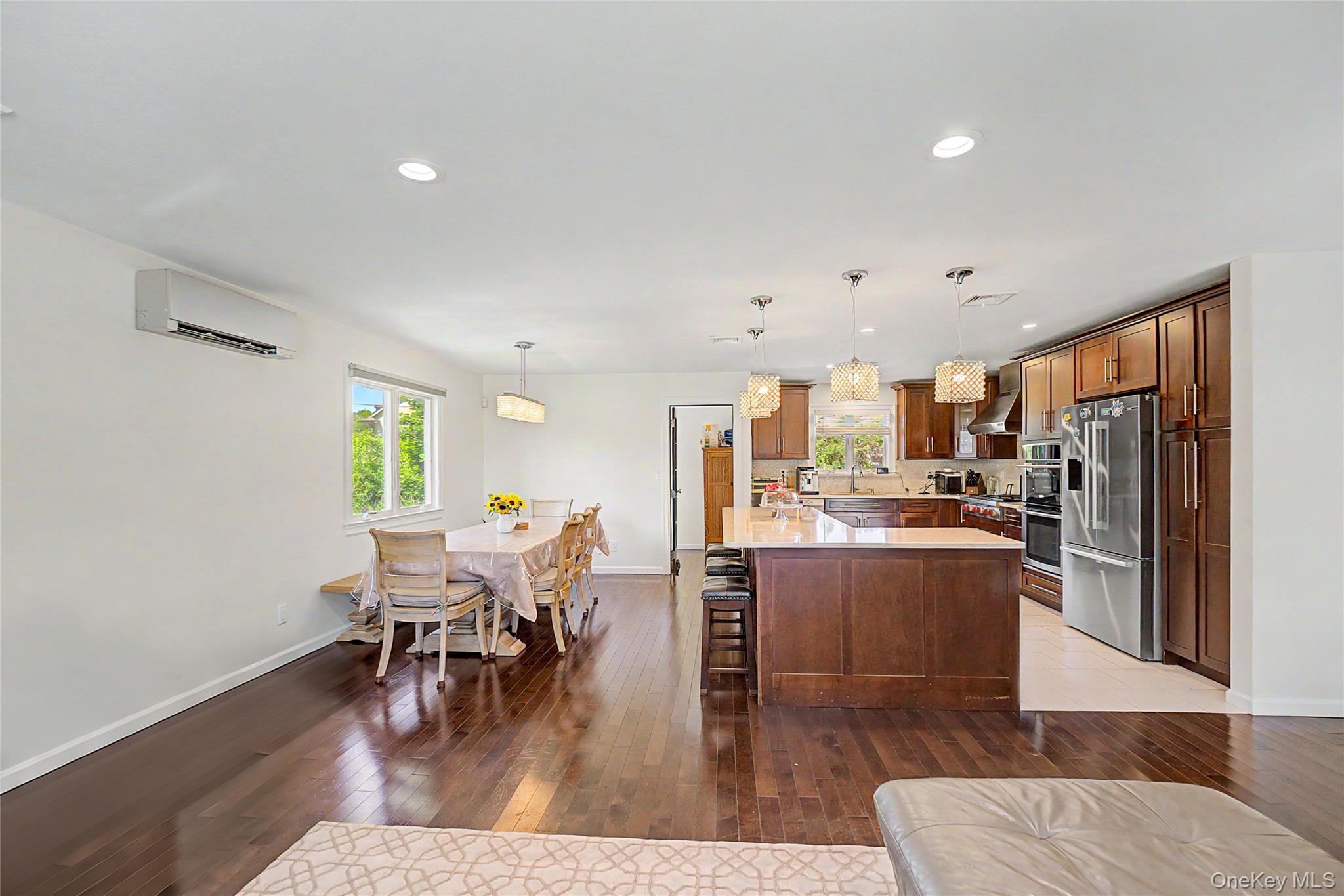 9 Cortland Avenue Property Photo 11