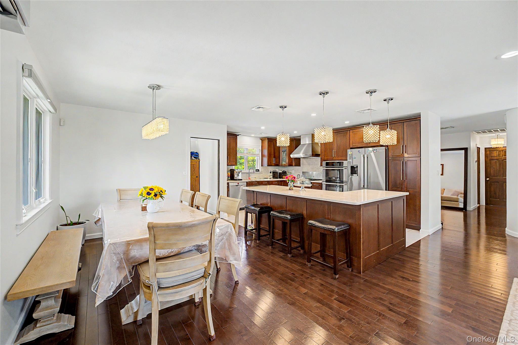 9 Cortland Avenue Property Photo 12