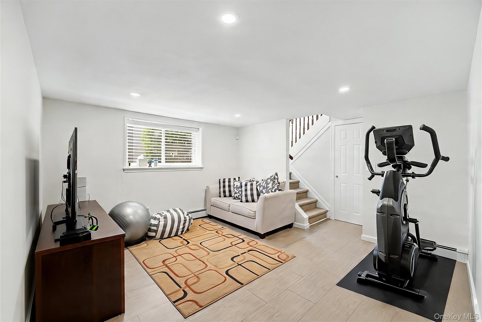 9 Cortland Avenue Property Photo 23