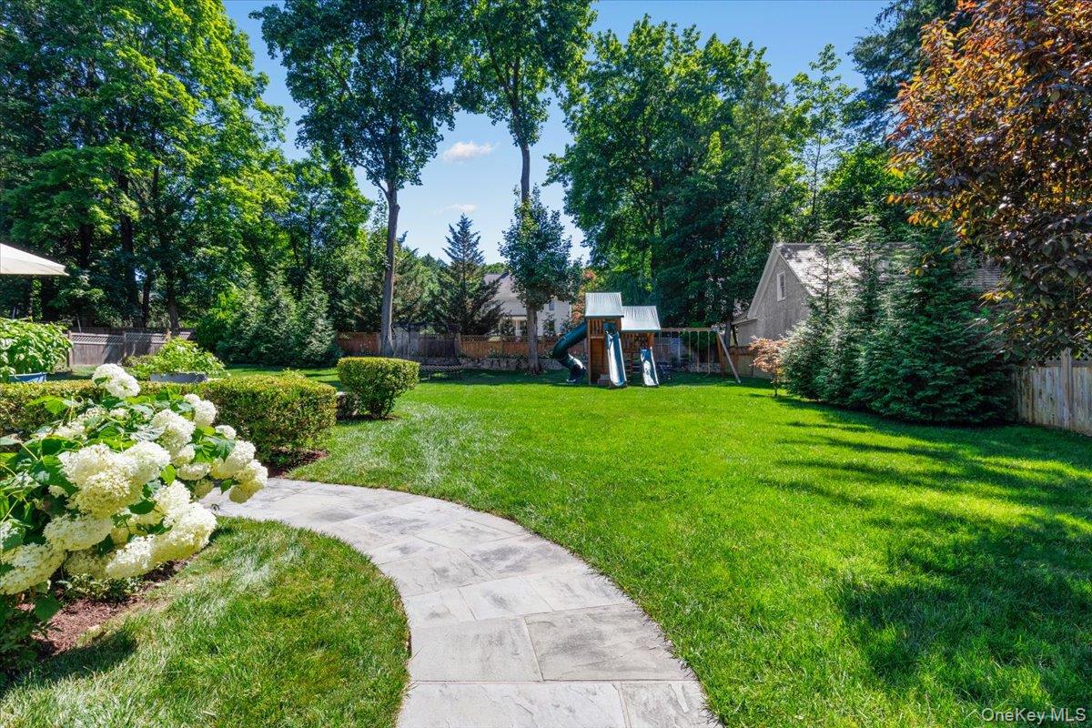 51 Croton Avenue Property Photo 34