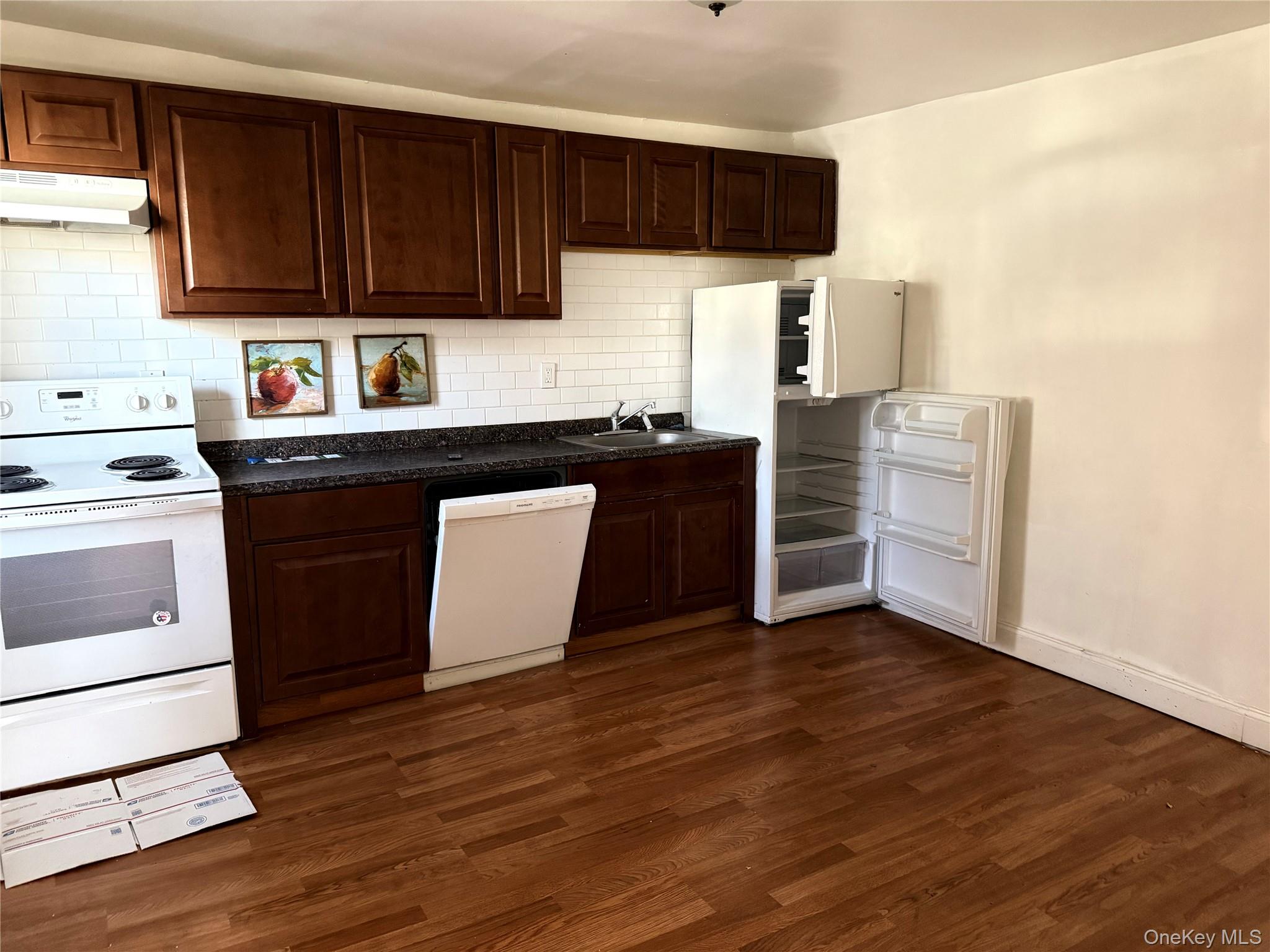 9 Kelly Hill Road 2 Property Photo 1