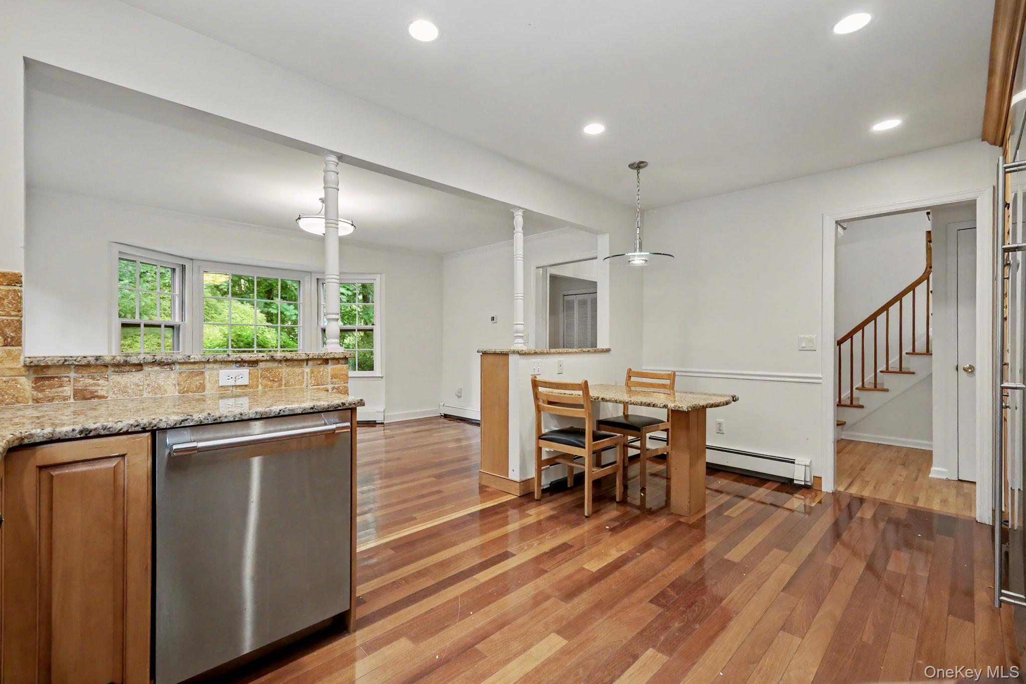 49 E Ridge Lane Property Photo 11
