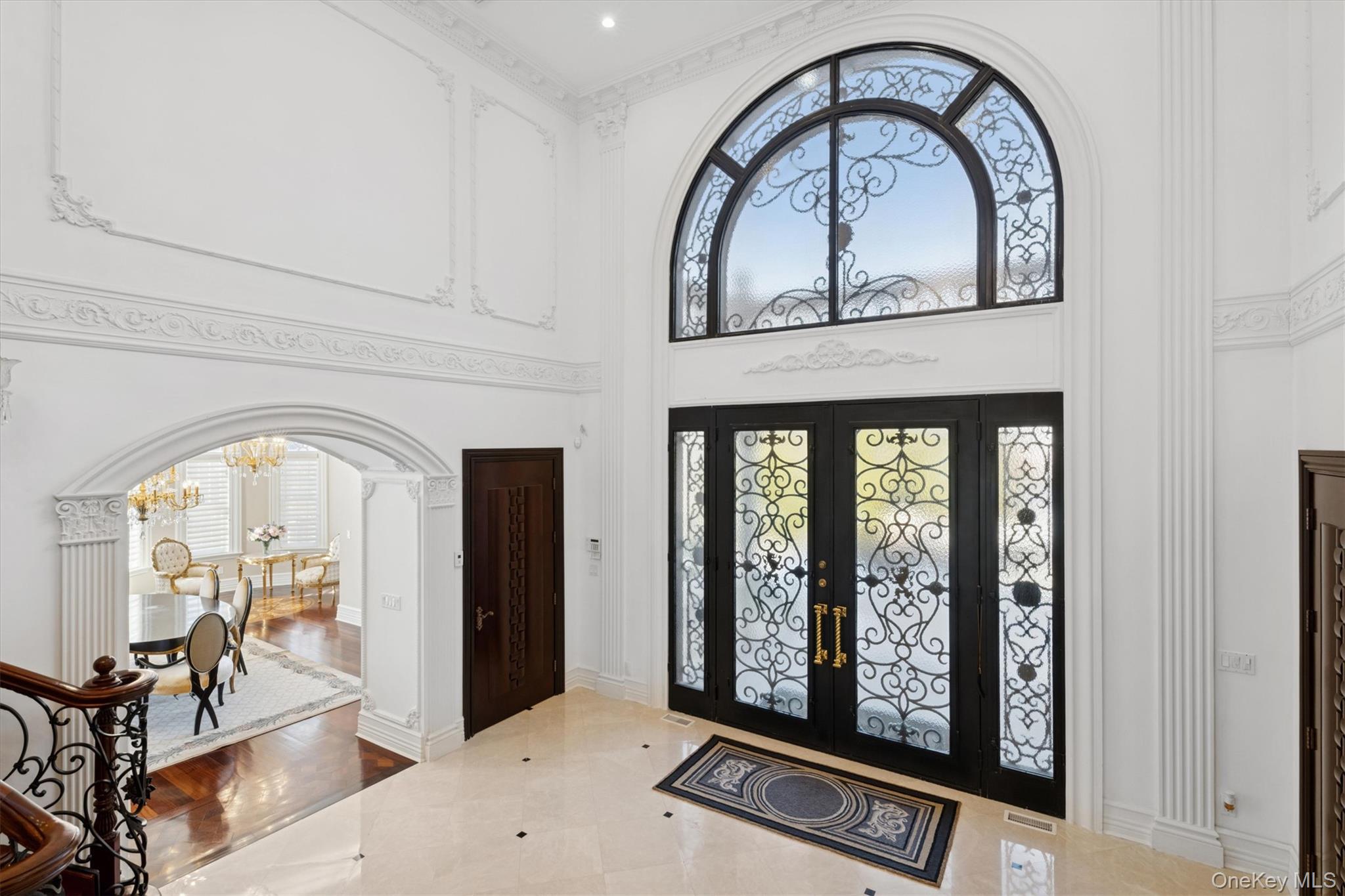 28 Whitney Circle Property Photo 2