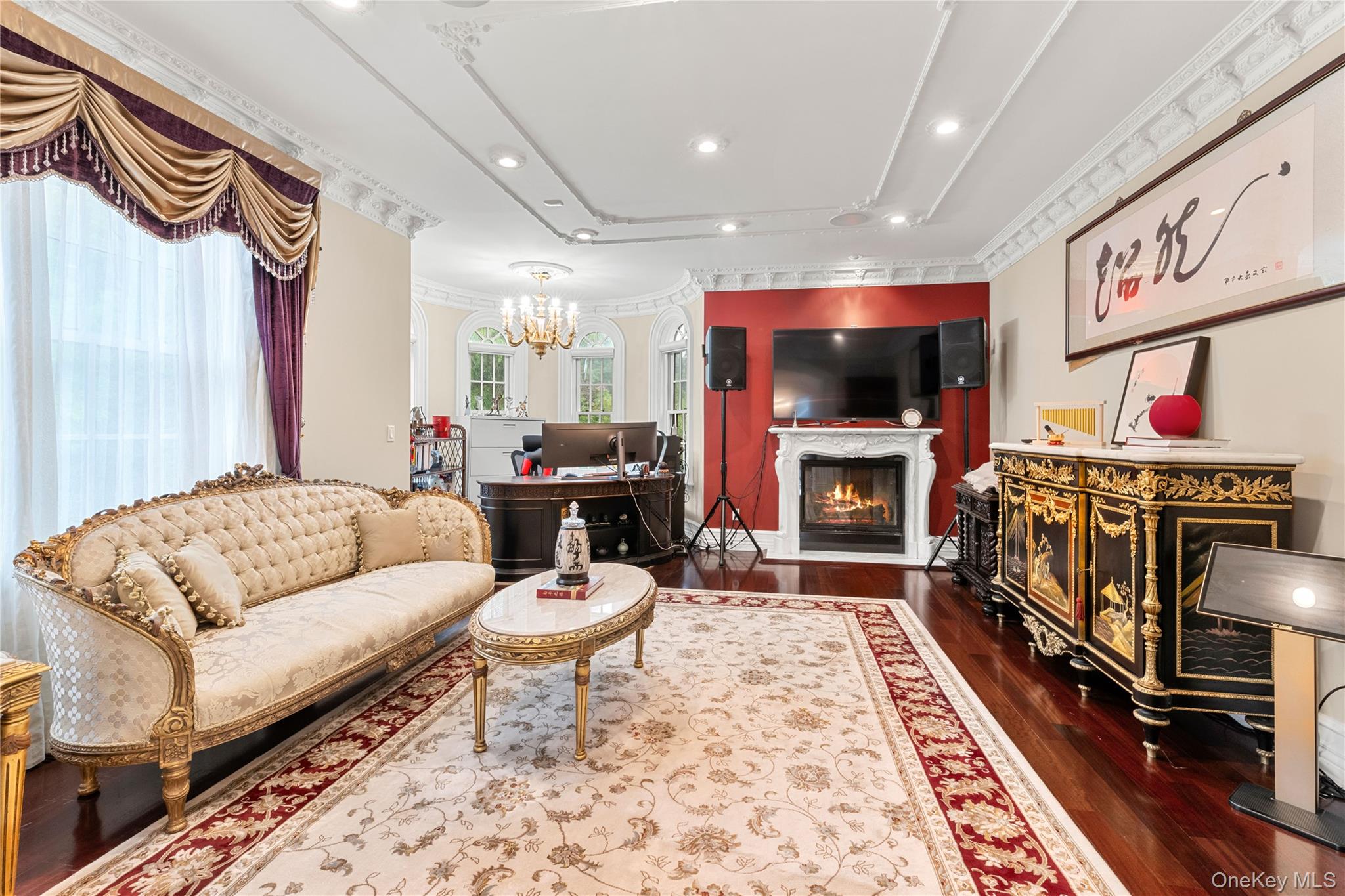 28 Whitney Circle Property Photo 5