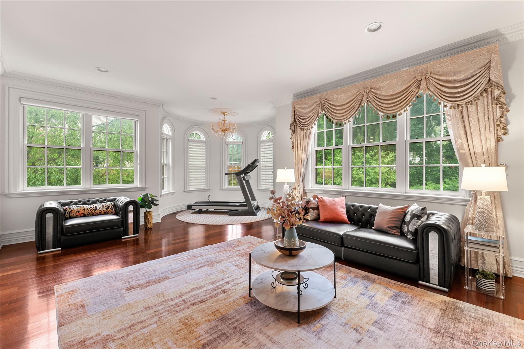 28 Whitney Circle Property Photo 11