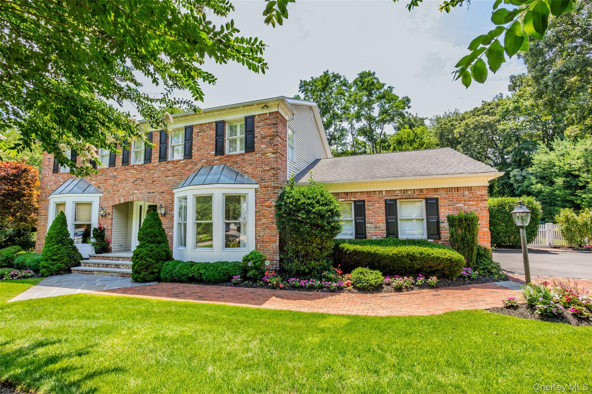 8 Quaker Hill Road Property Photo 3