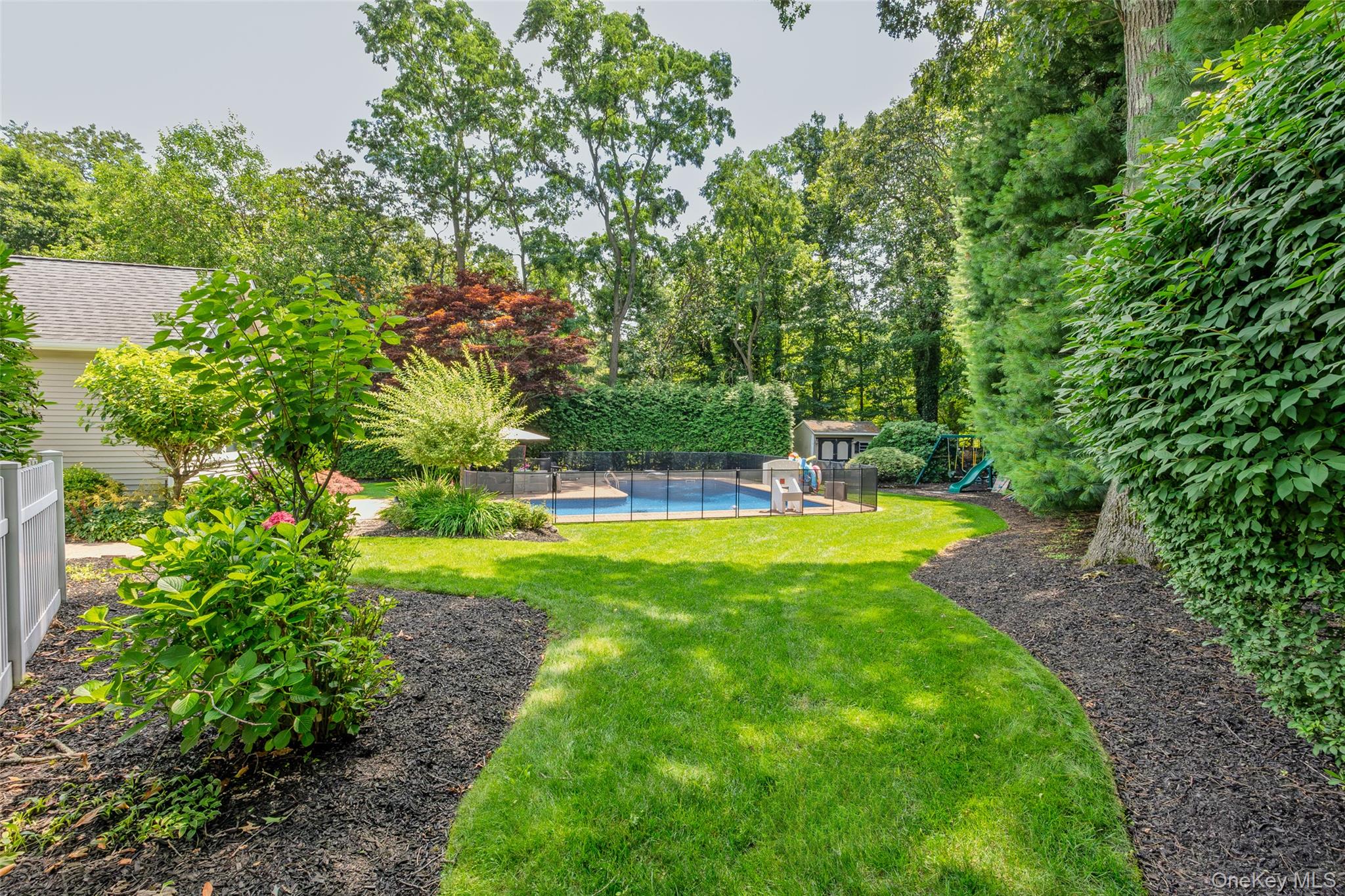 8 Quaker Hill Road Property Photo 5