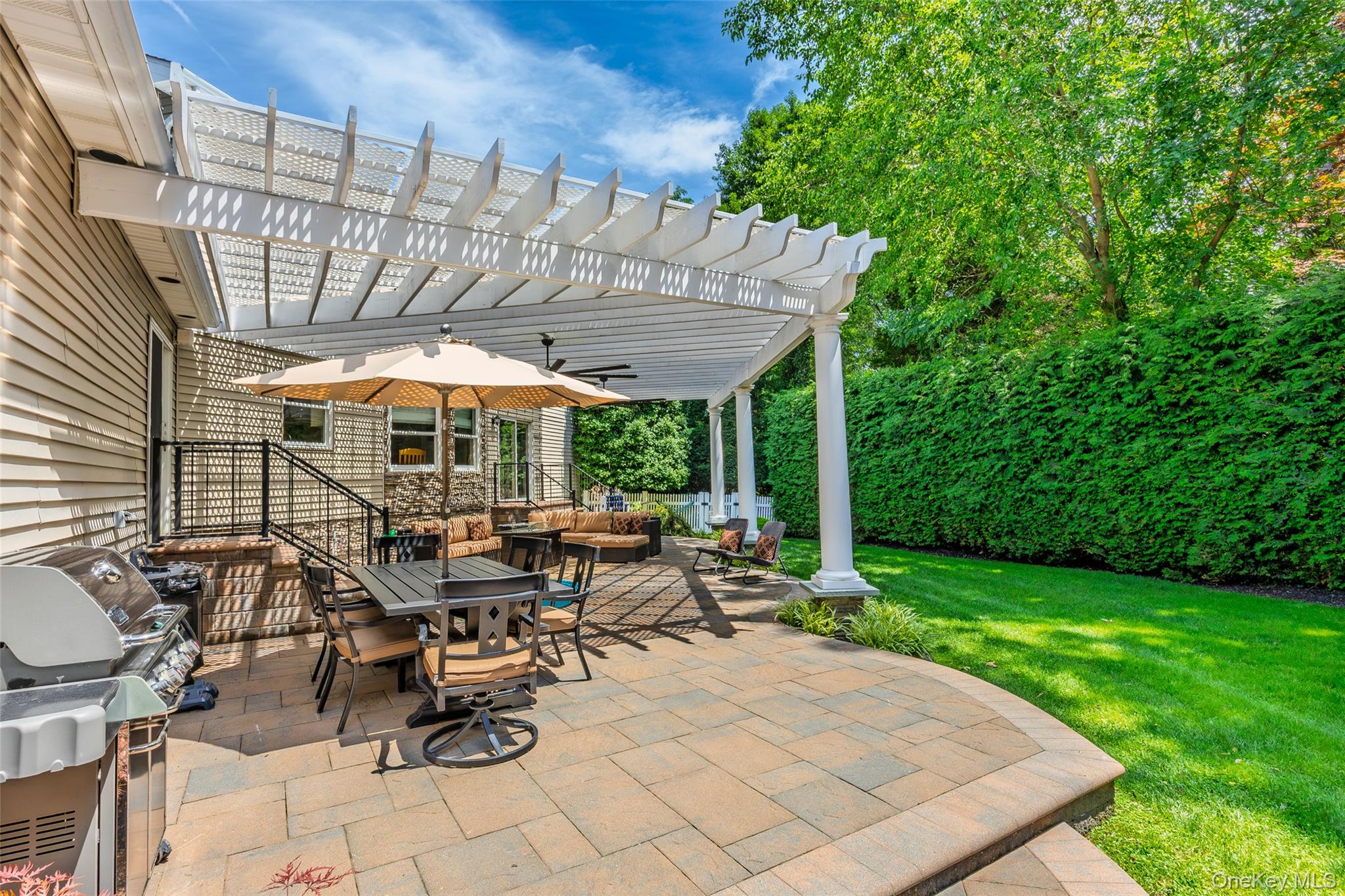 8 Quaker Hill Road Property Photo 11