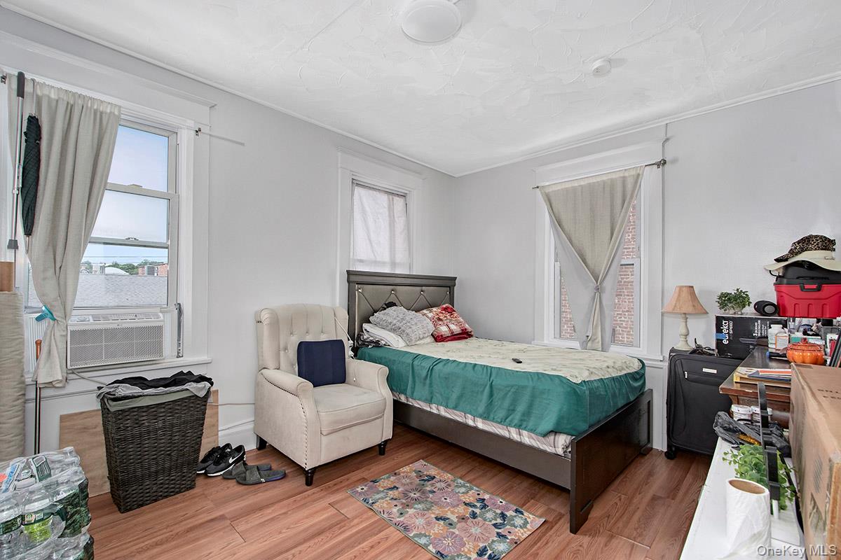 255 S Lexington Avenue Property Photo 6