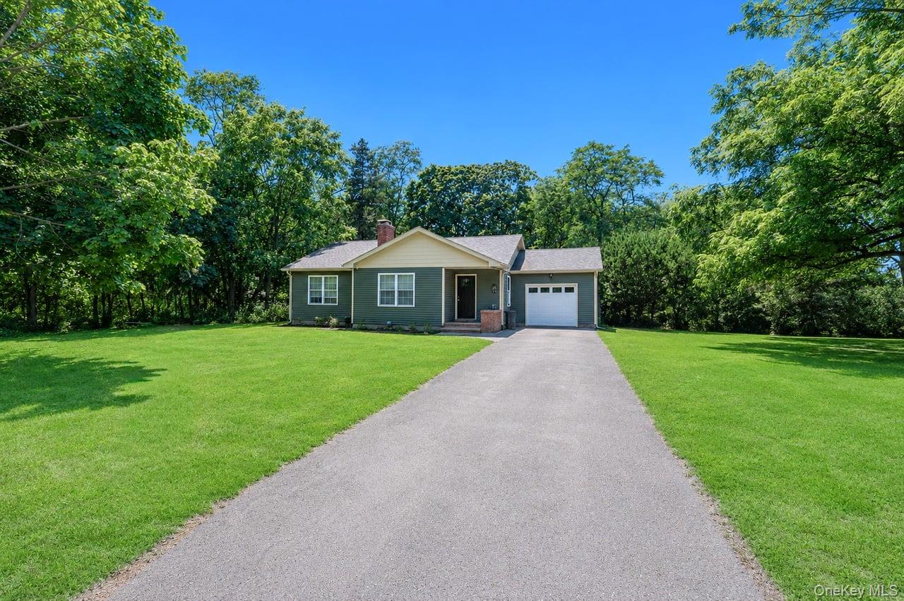 430 Yaphank Middle Island Road Property Photo 2