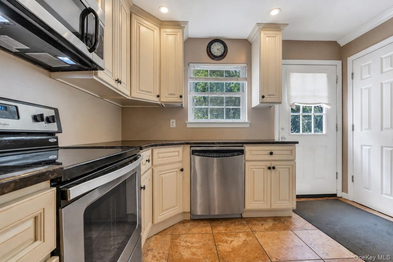 430 Yaphank Middle Island Road Property Photo 13