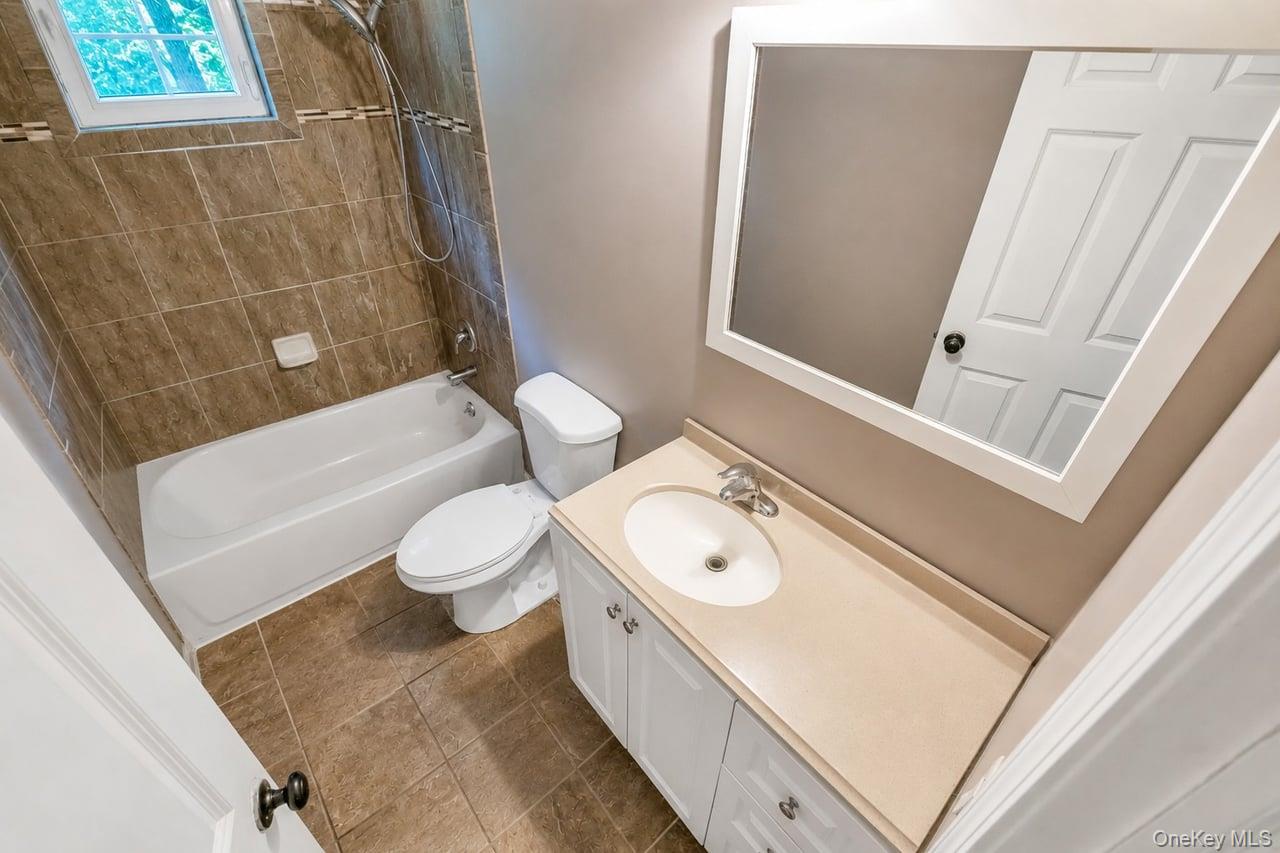 430 Yaphank Middle Island Road Property Photo 16