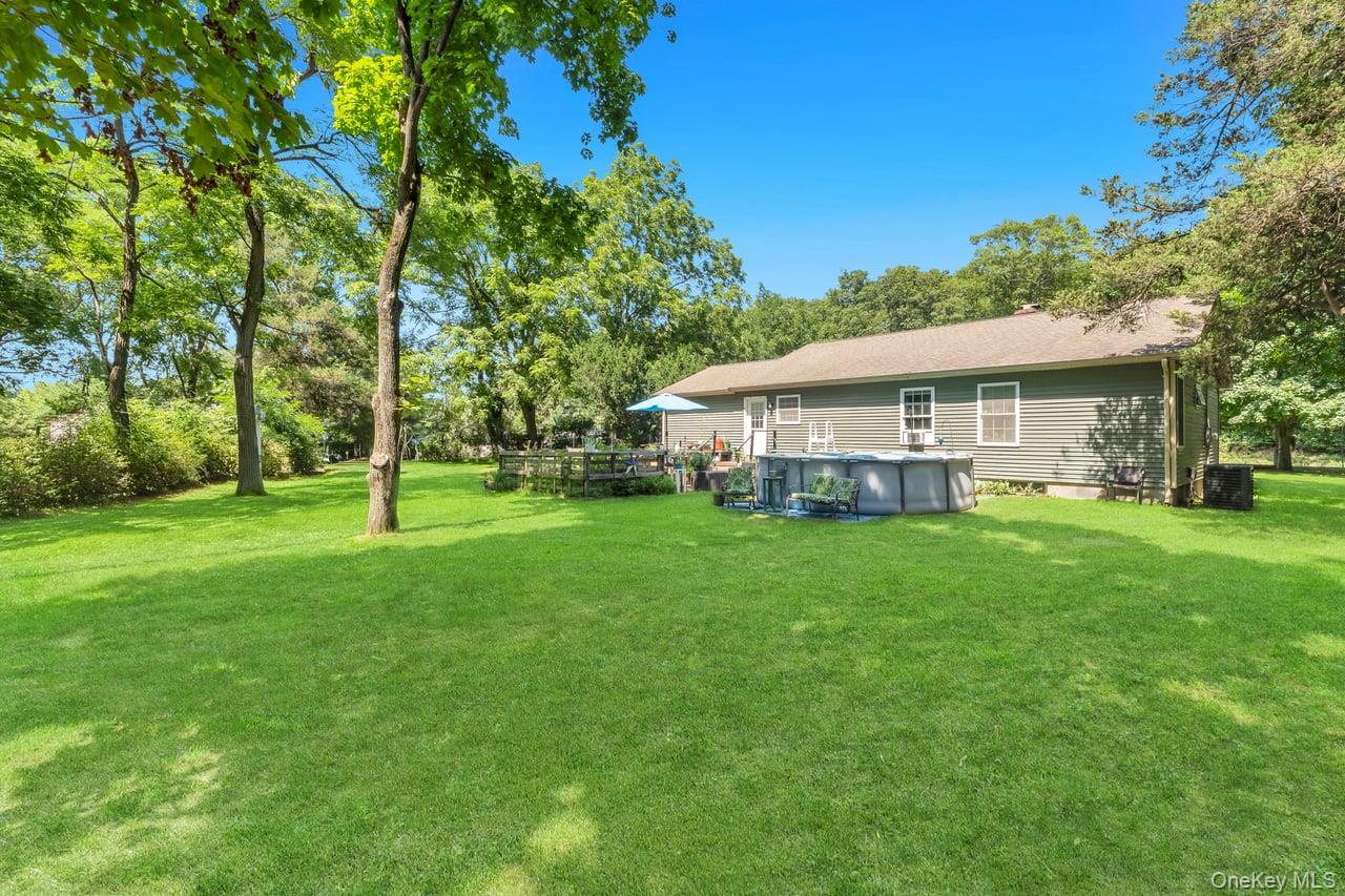 430 Yaphank Middle Island Road Property Photo 27