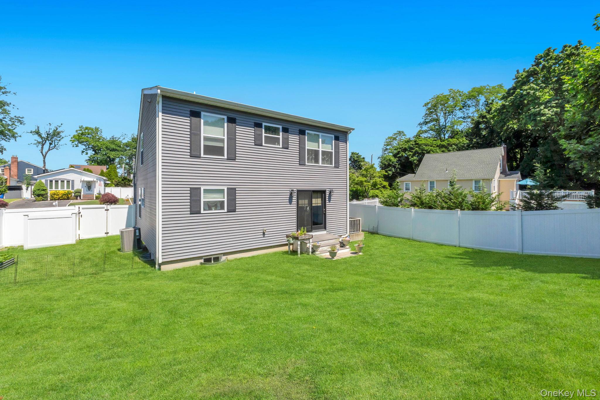 17 Walnut Road Property Photo 4