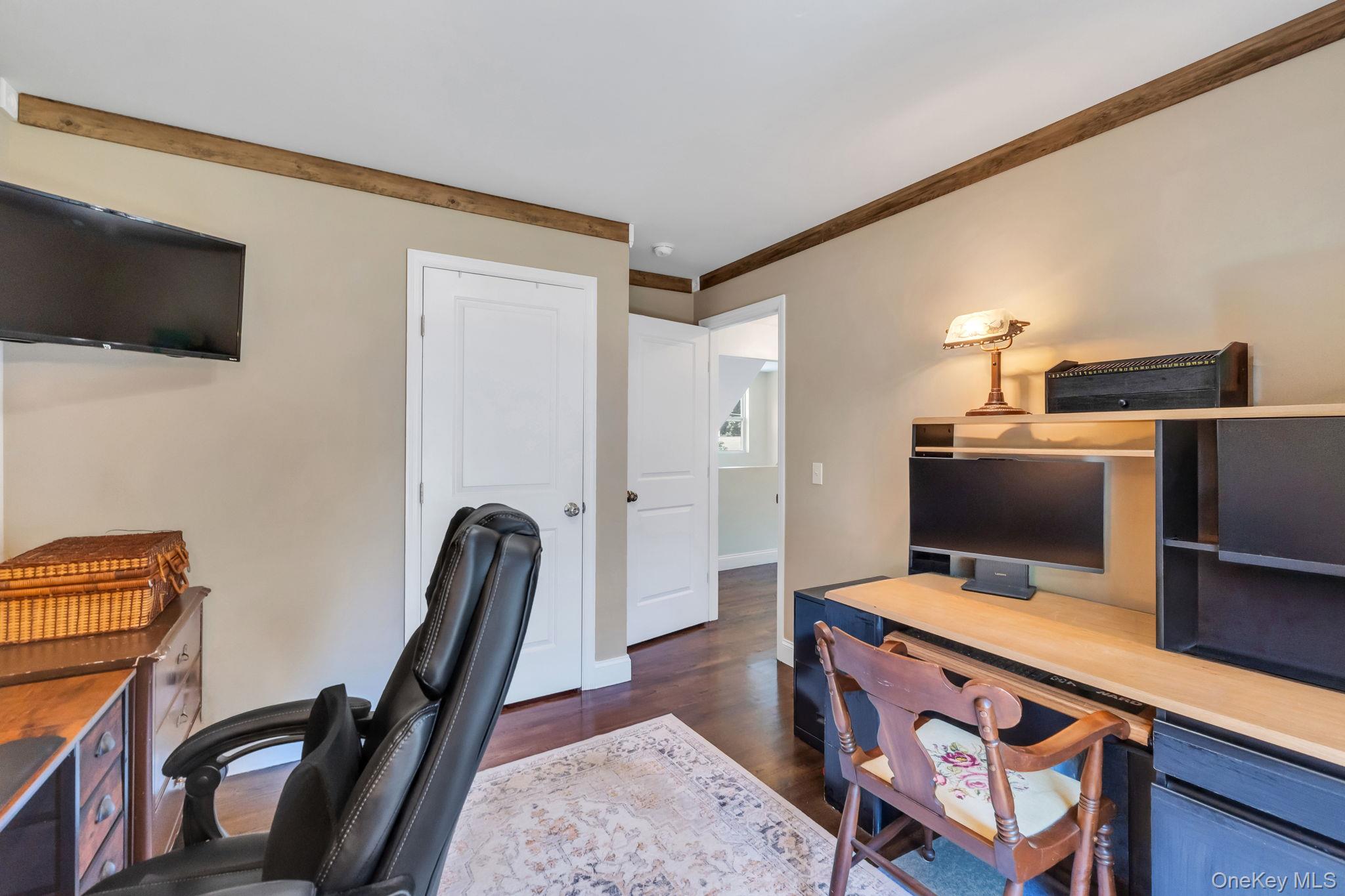 17 Walnut Road Property Photo 29