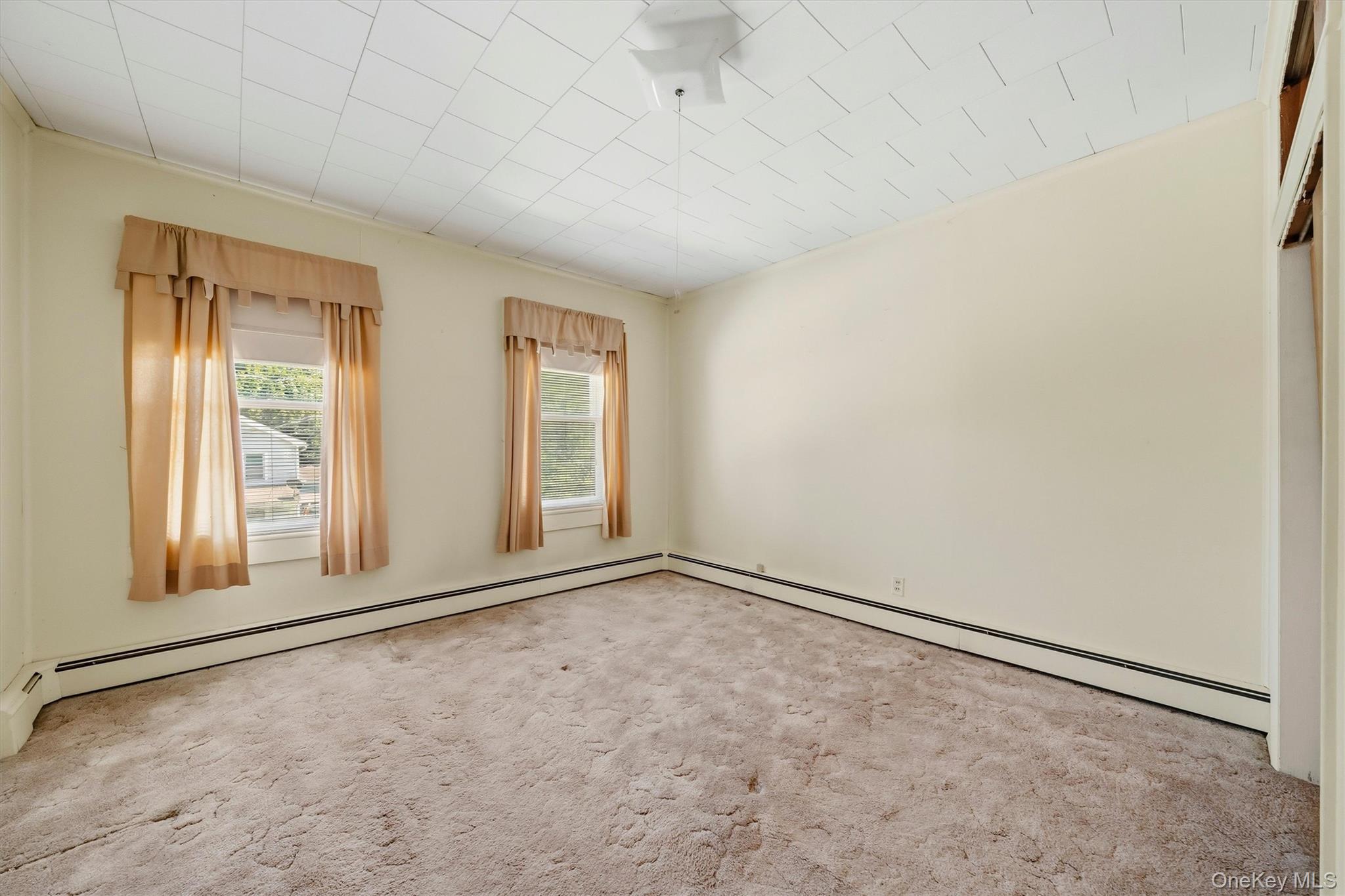 10 Church Street Property Photo 16
