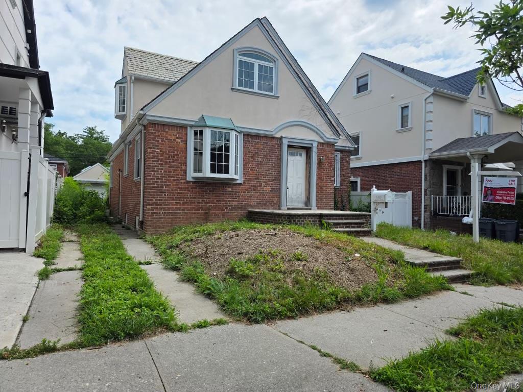 64-39 Dieterle Crescent Property Photo 1