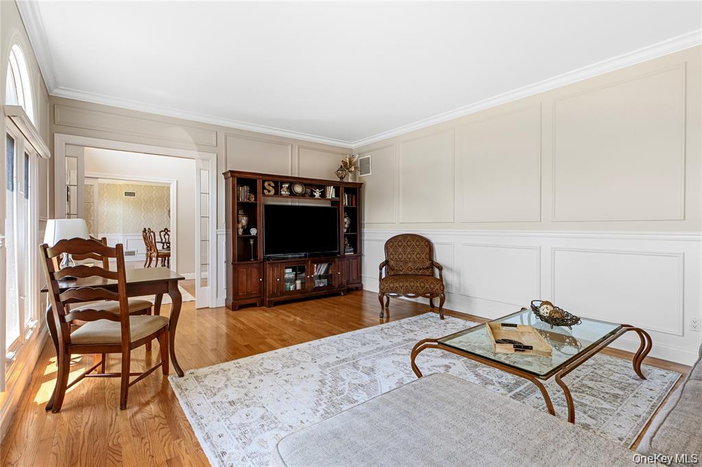 15 Teal Crescent Property Photo 10