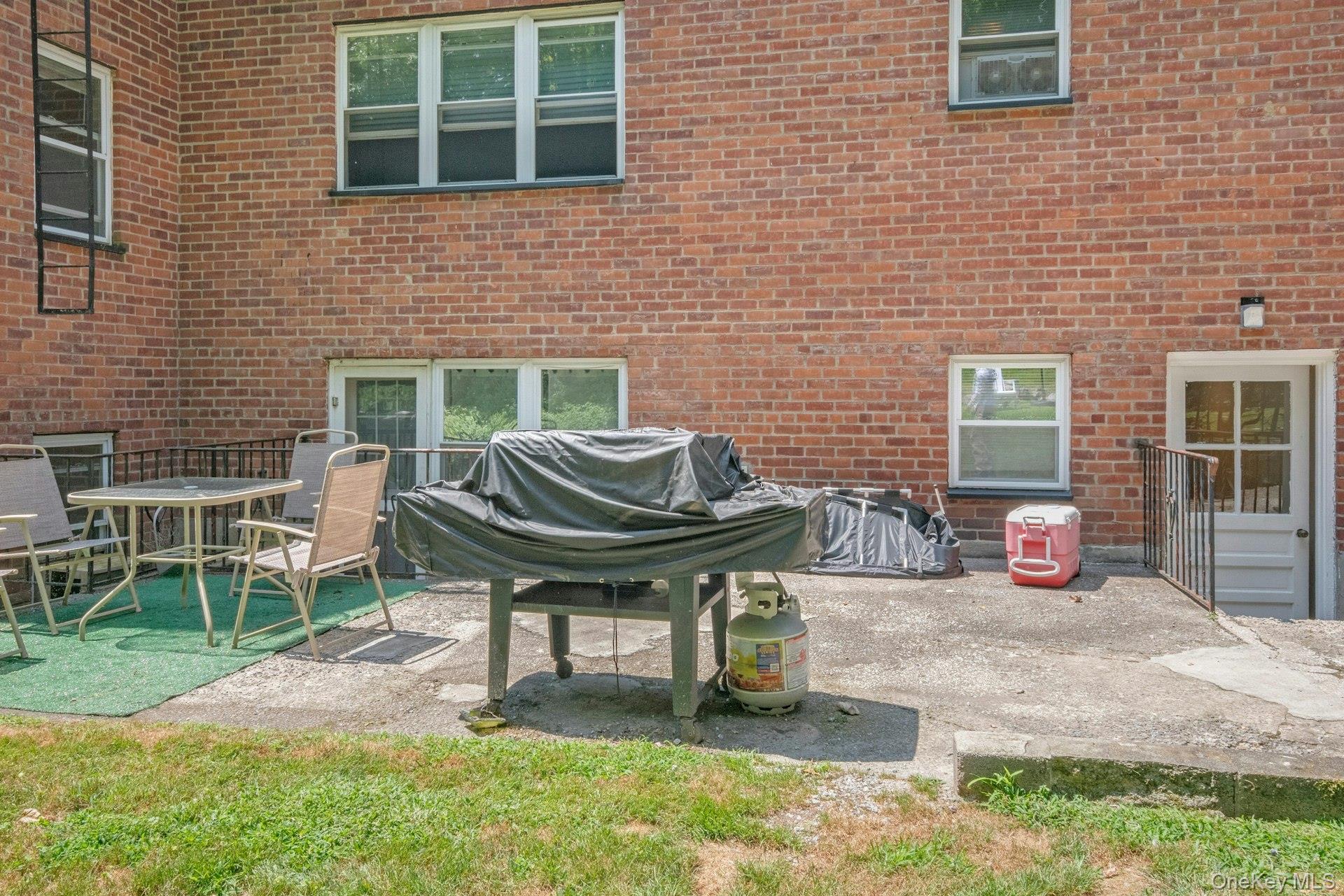 129-3 S Highland Avenue A2 Property Photo 12