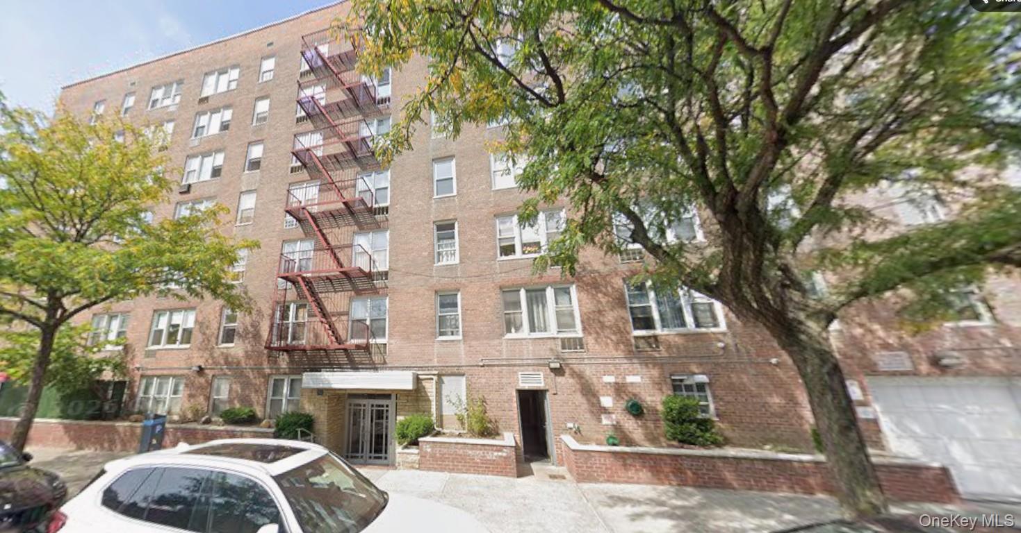 1332 Metropolitan Avenue 6a Property Photo 1