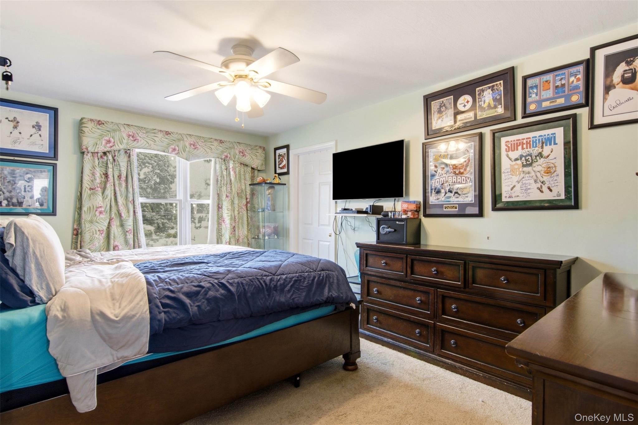 1 Geoffrey Avenue Property Photo 9