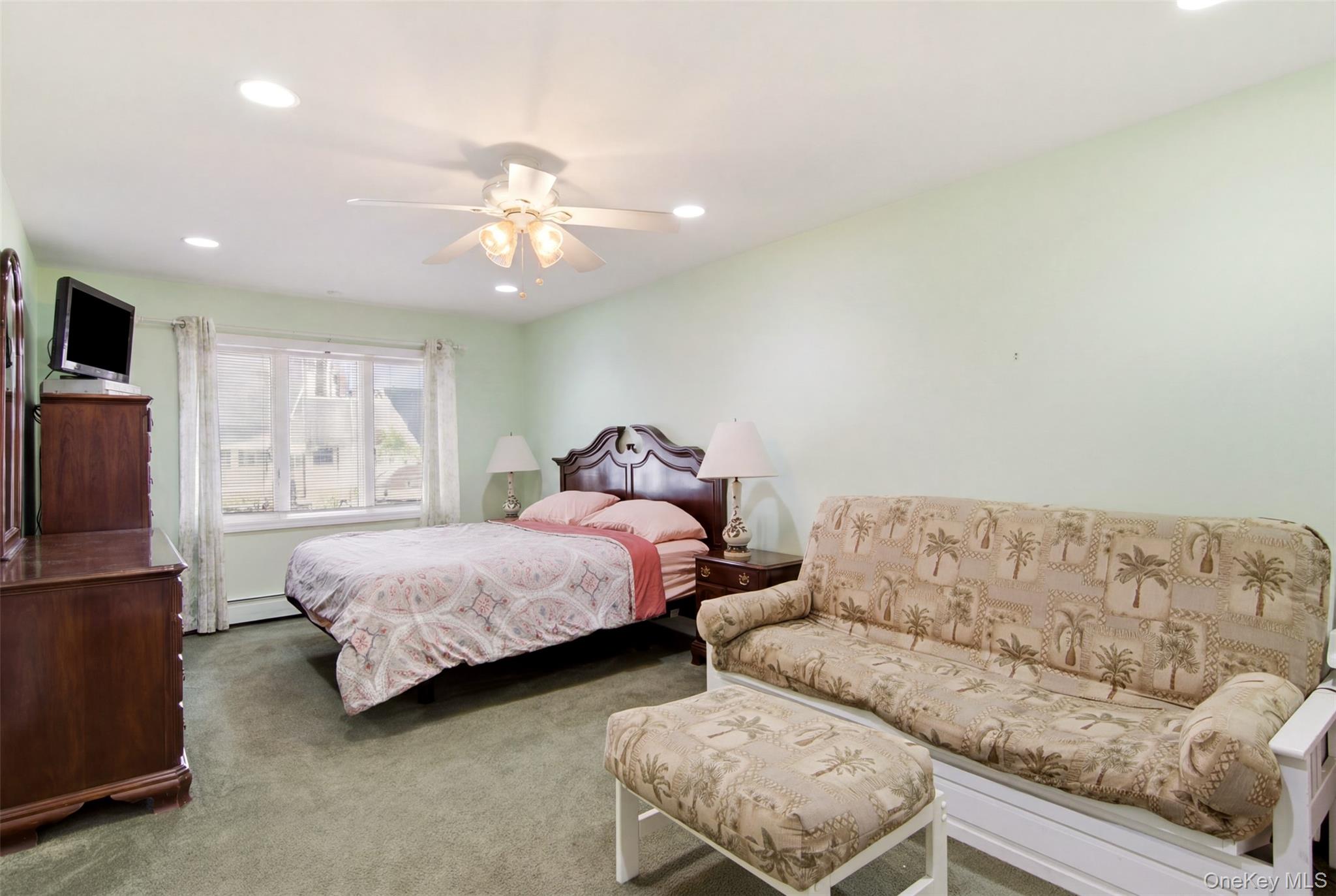 1 Geoffrey Avenue Property Photo 17