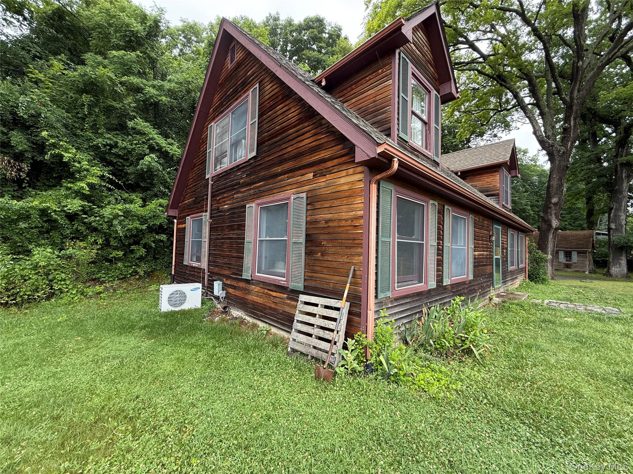 690 Route 311 Property Photo 3