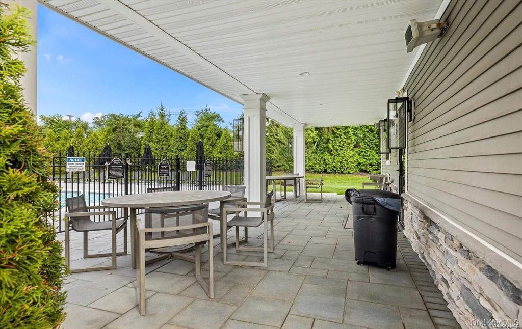 42 Meadowbrook Lane Property Photo 15