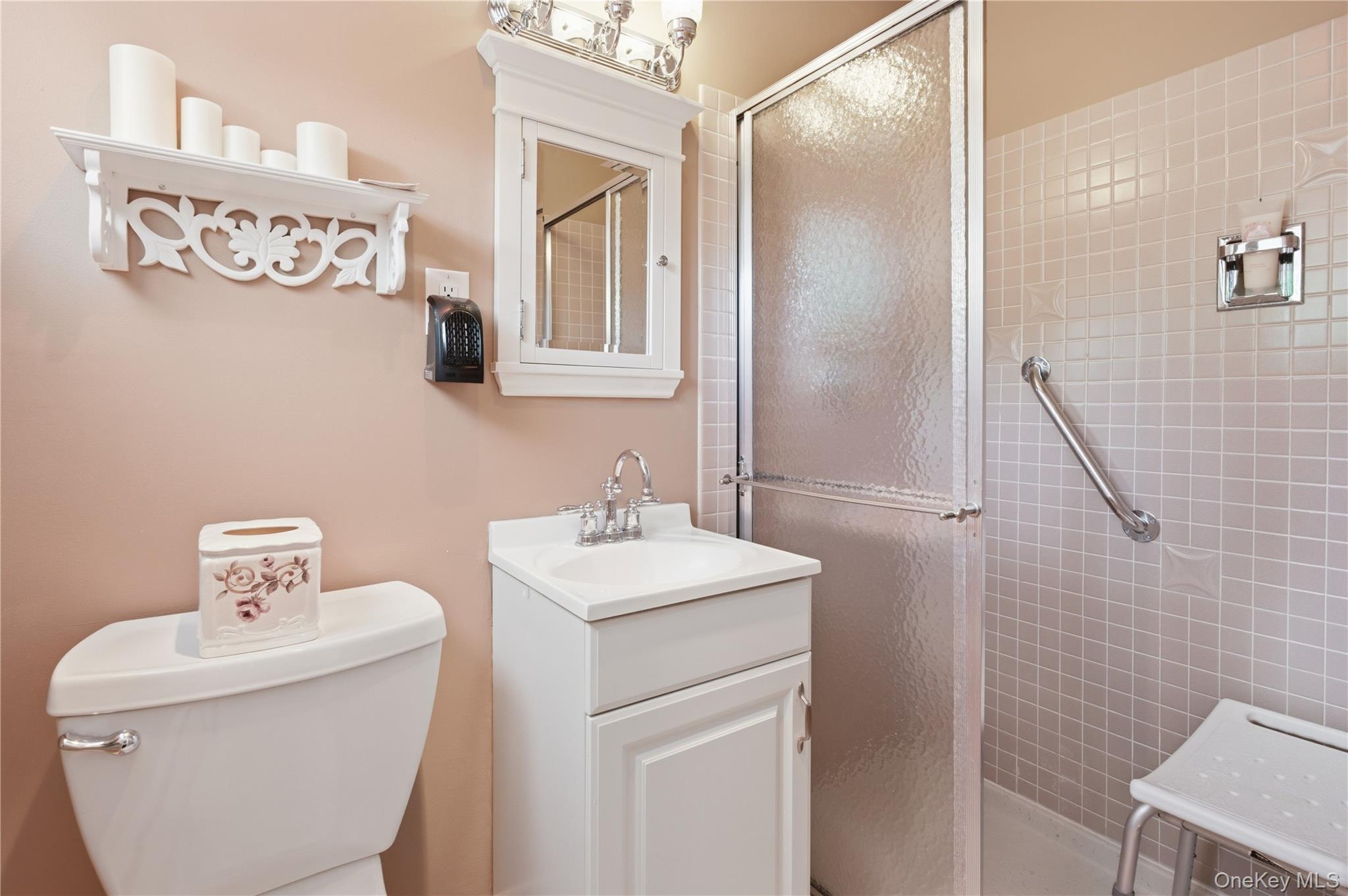 1 S Oaks Boulevard Property Photo 13