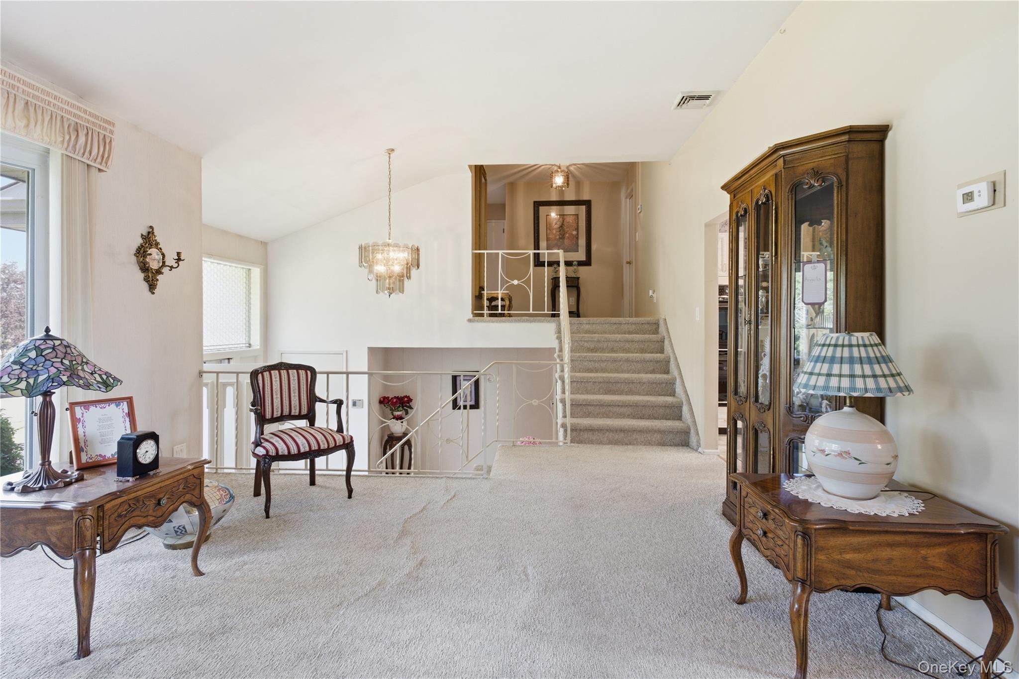 1 S Oaks Boulevard Property Photo 28
