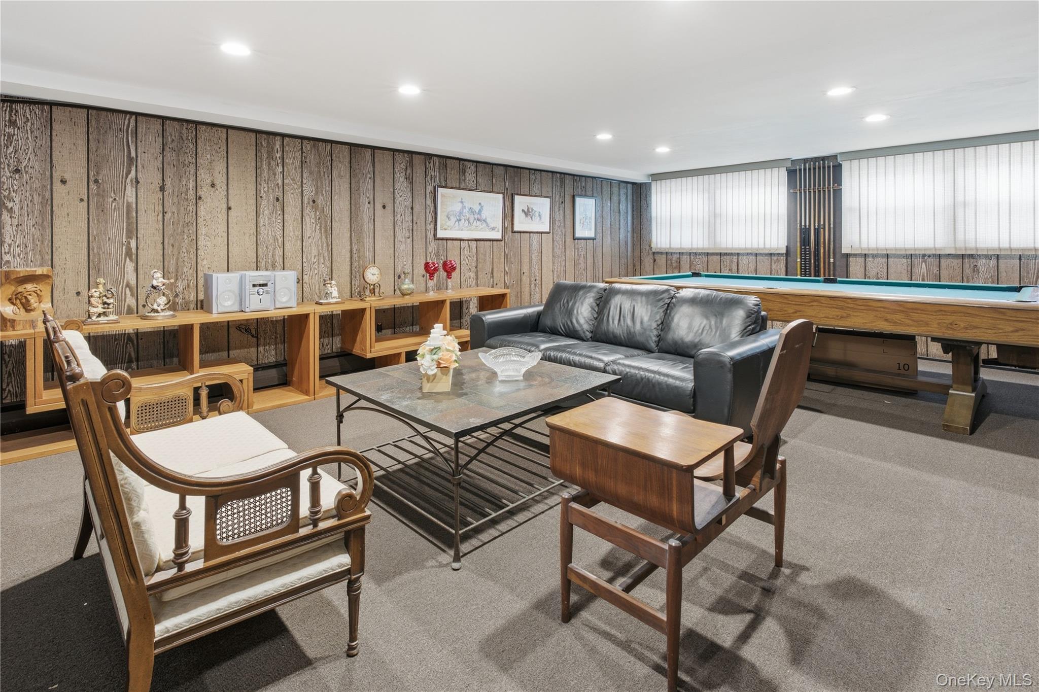 1 S Oaks Boulevard Property Photo 30