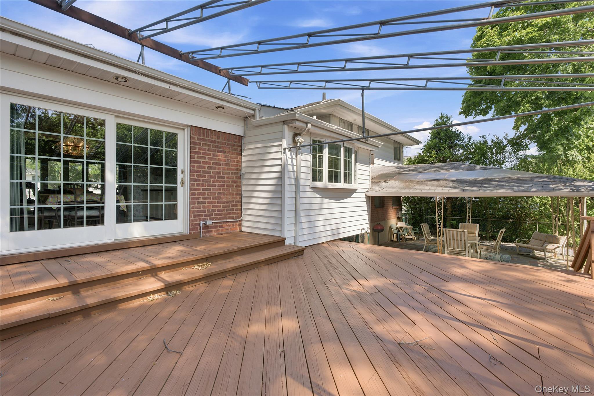 1 S Oaks Boulevard Property Photo 32