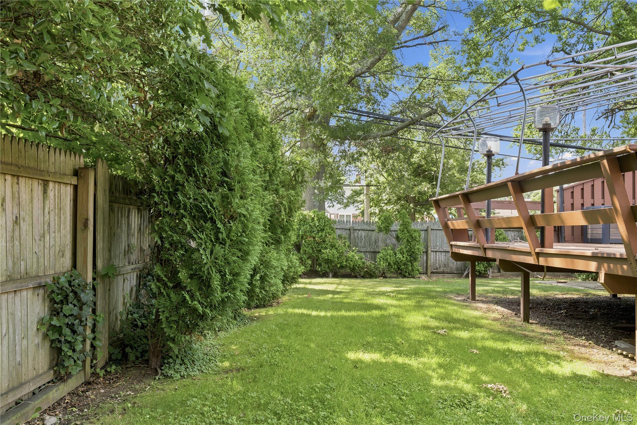 1 S Oaks Boulevard Property Photo 33