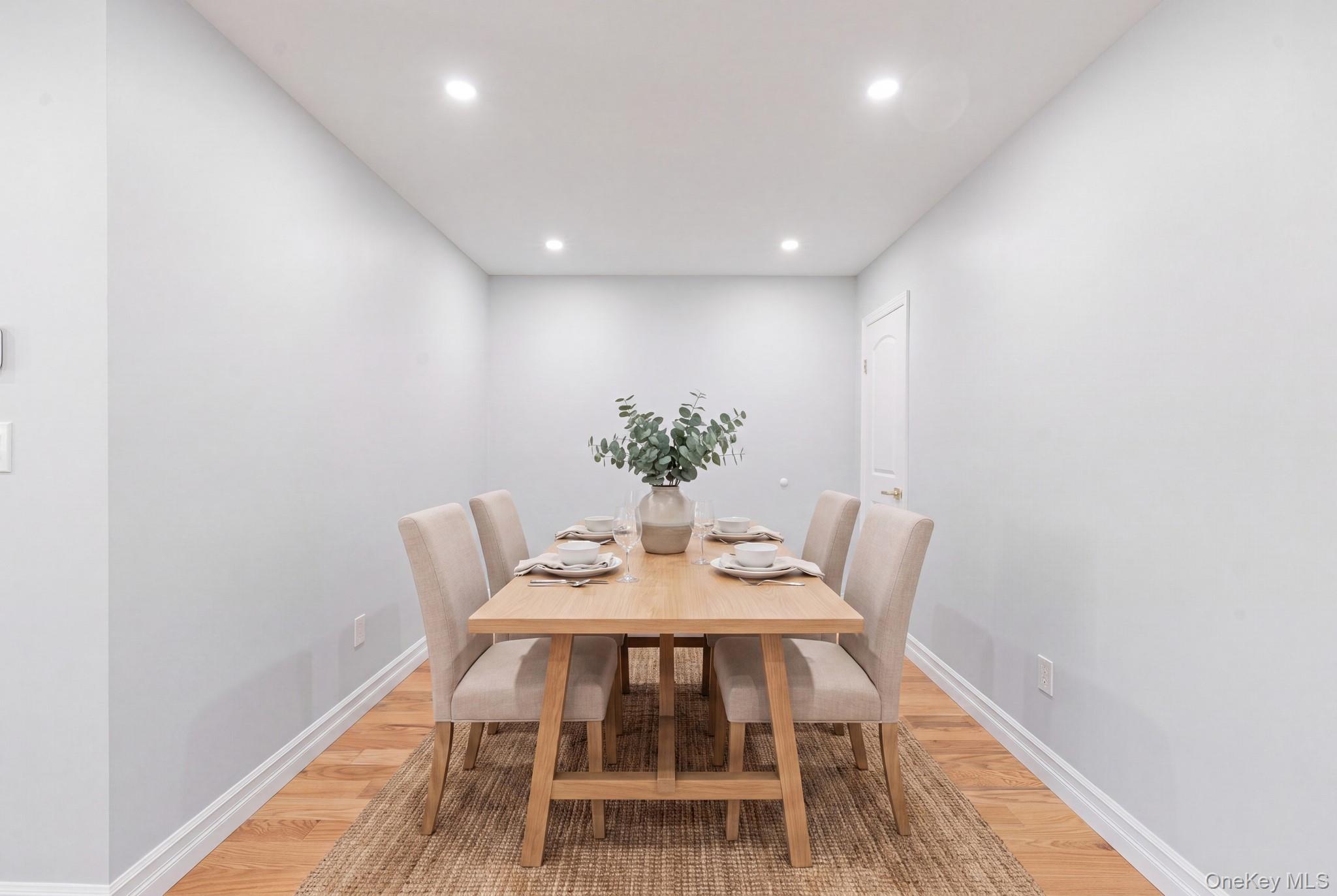 24 E 55th Street Property Photo 2