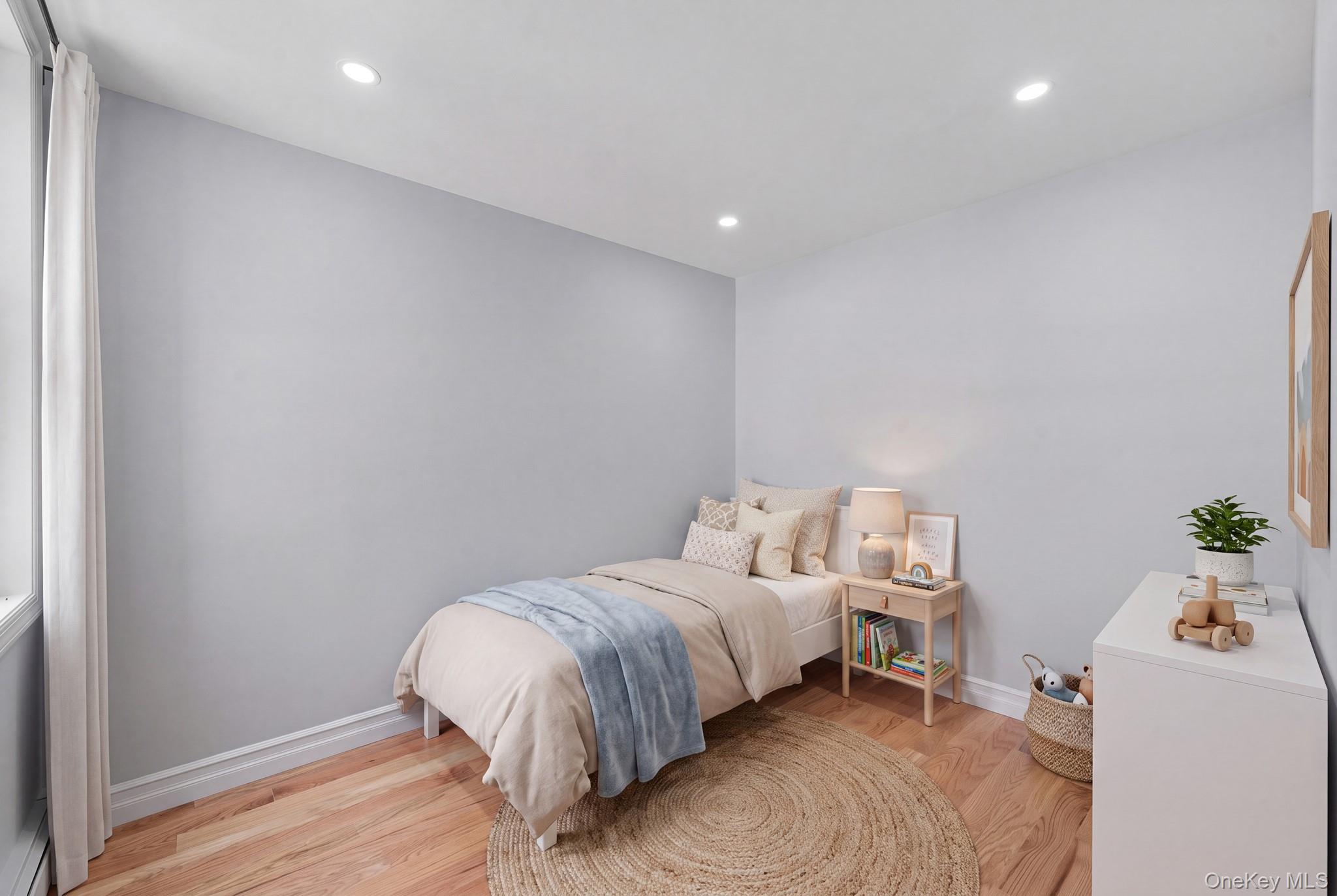 24 E 55th Street Property Photo 8