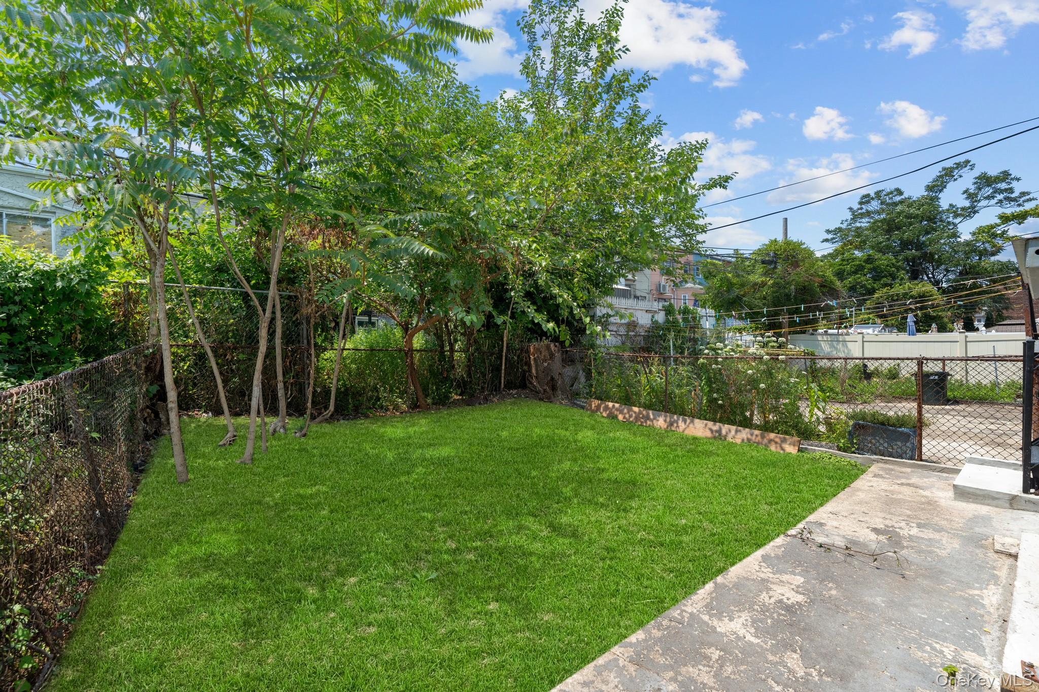 24 E 55th Street Property Photo 13
