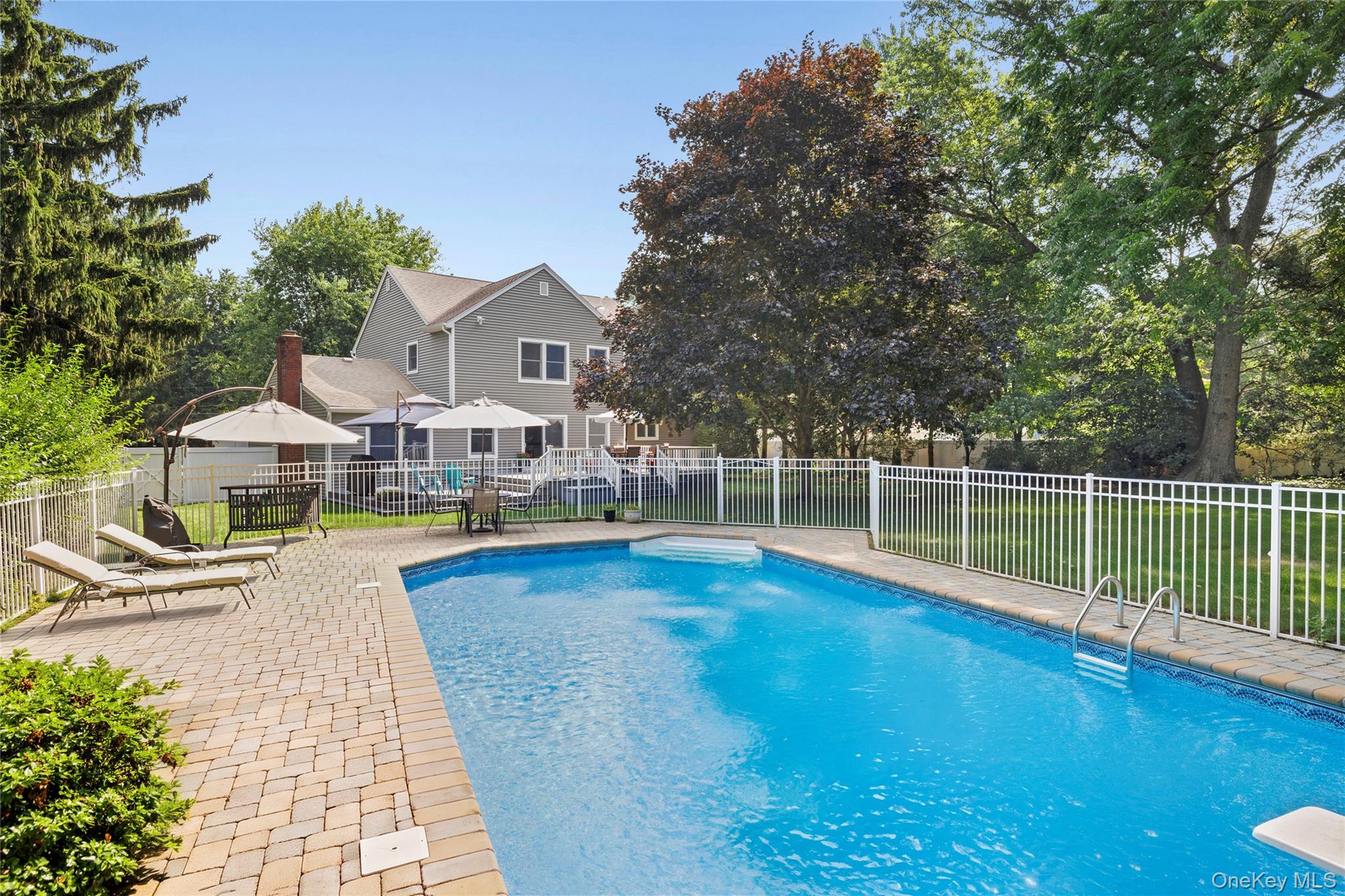 19 Duquesne Drive Property Photo 24
