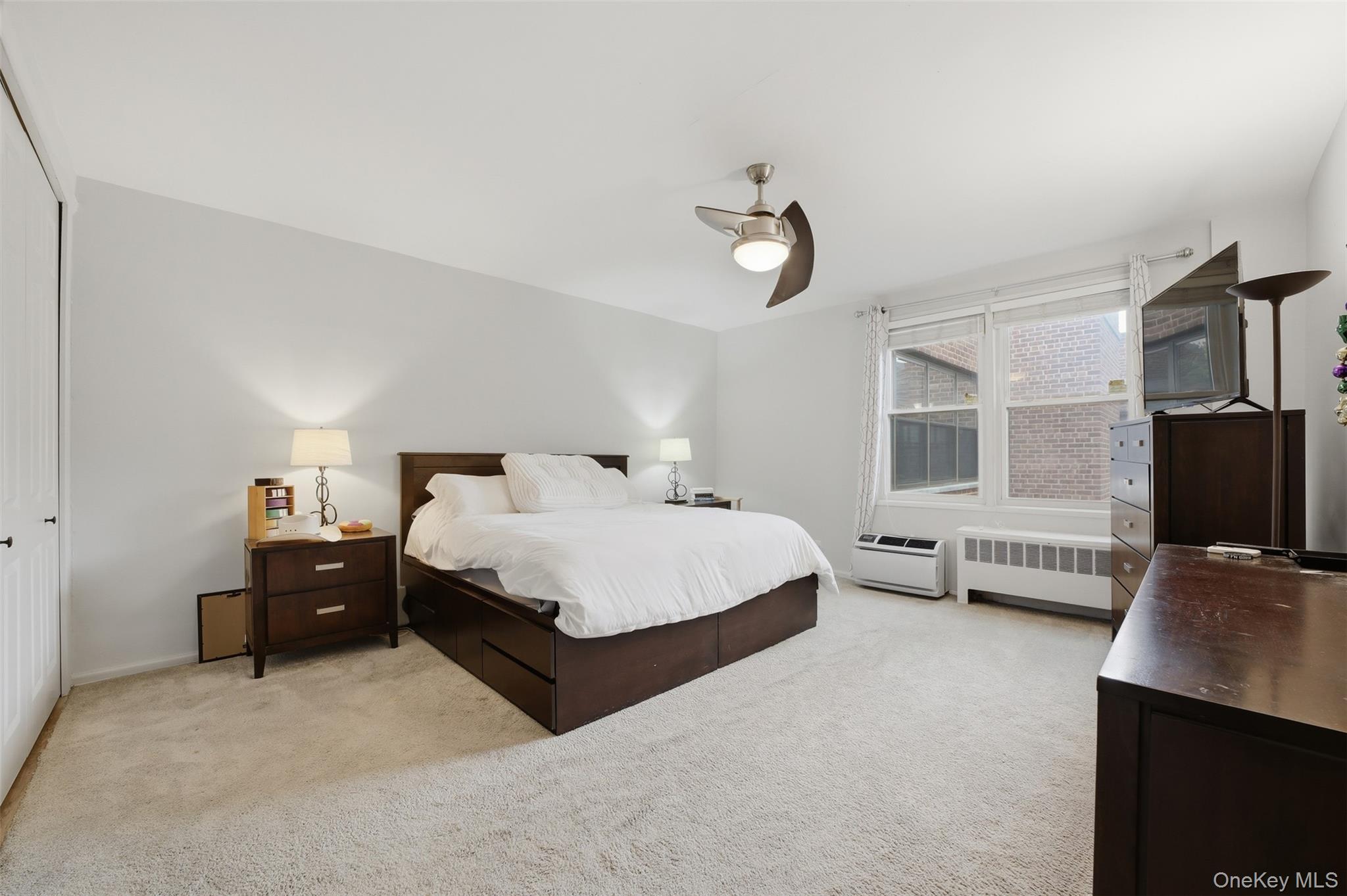 953 W Boston Post Road 3a Property Photo 18