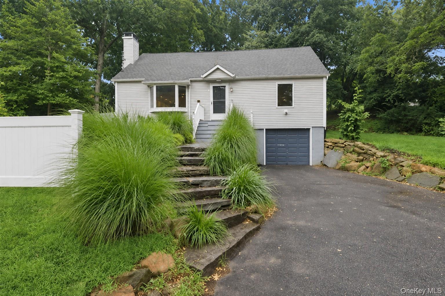 2639 N Wading River Road Property Photo 1