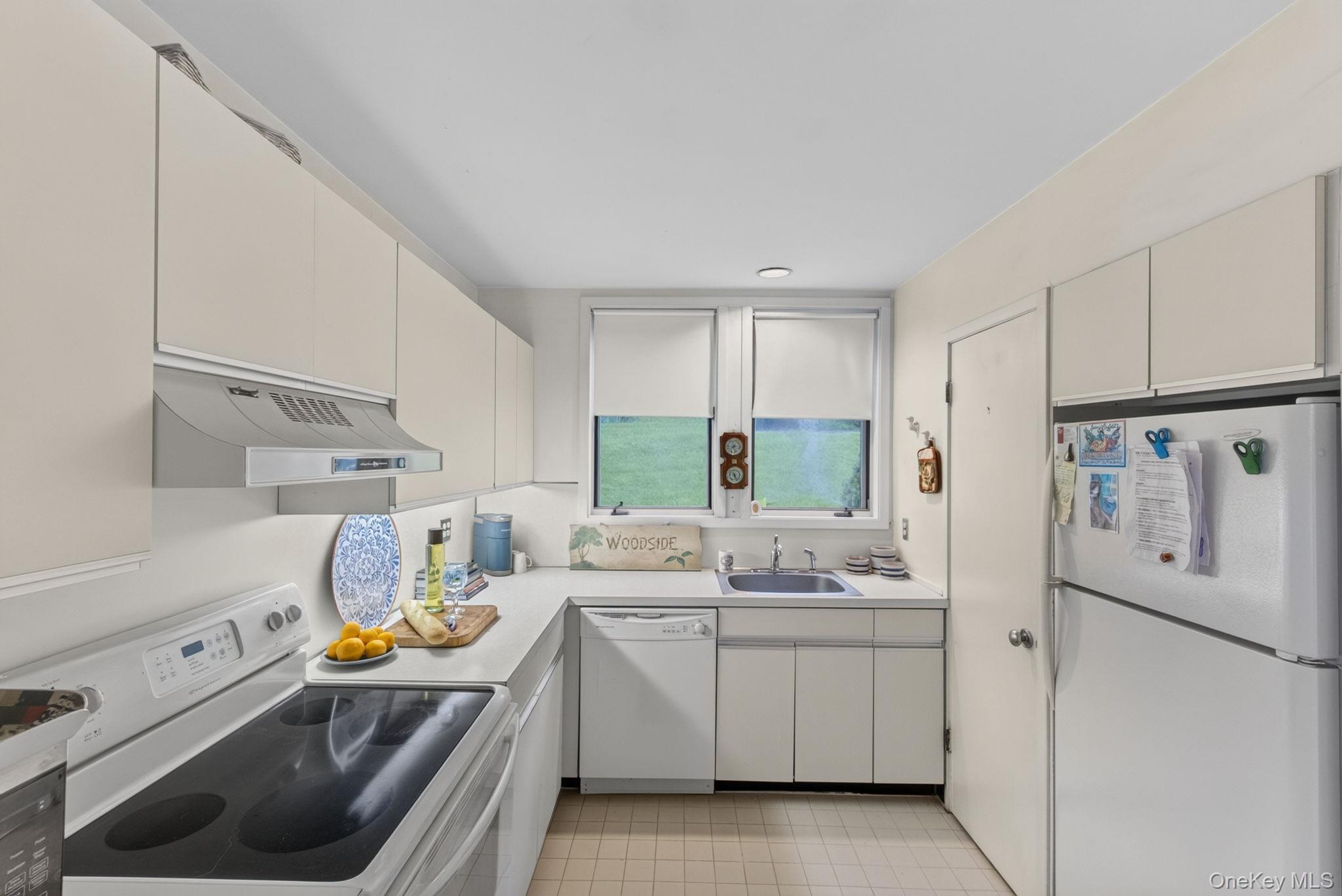 260 Pines Drive 8-8 Property Photo 10
